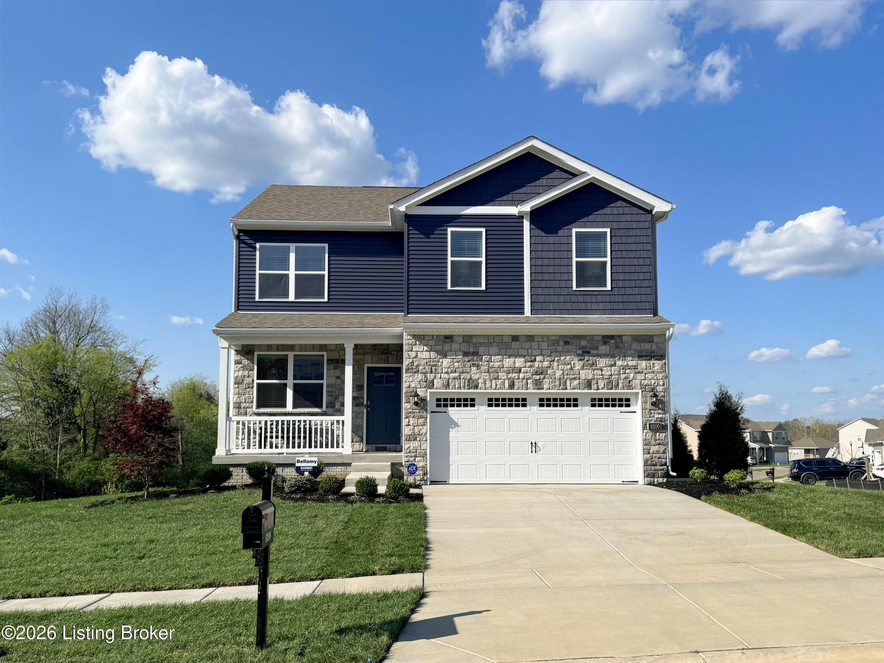 8200 Cedar Pointe Dr — photo