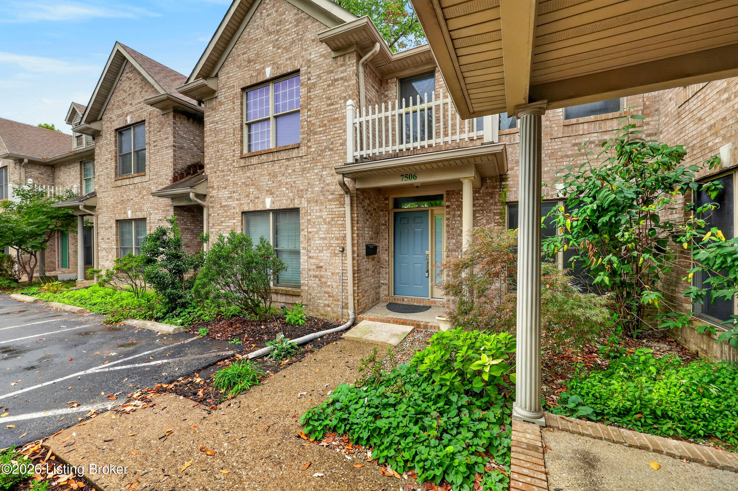 7506 Norbourne Ave Unit 7506 — photo