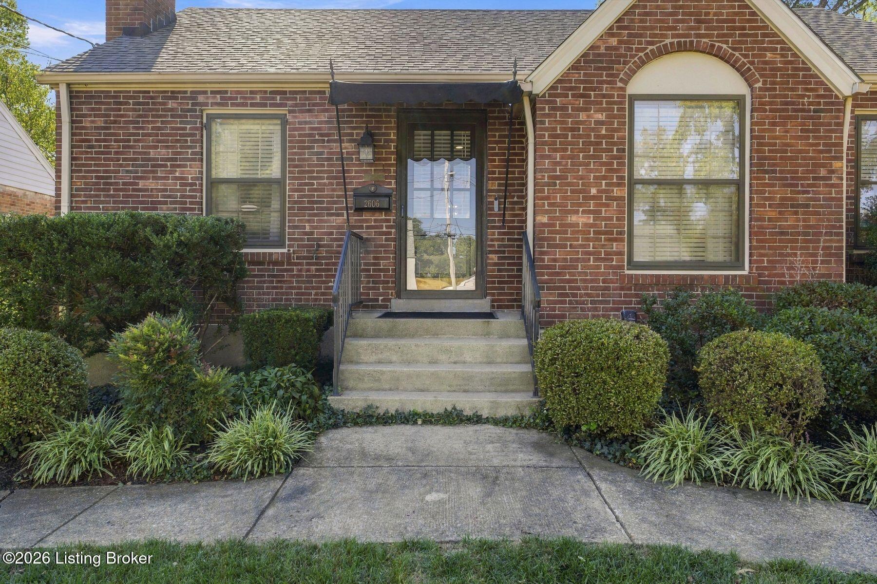 2606 Drayton Dr — photo