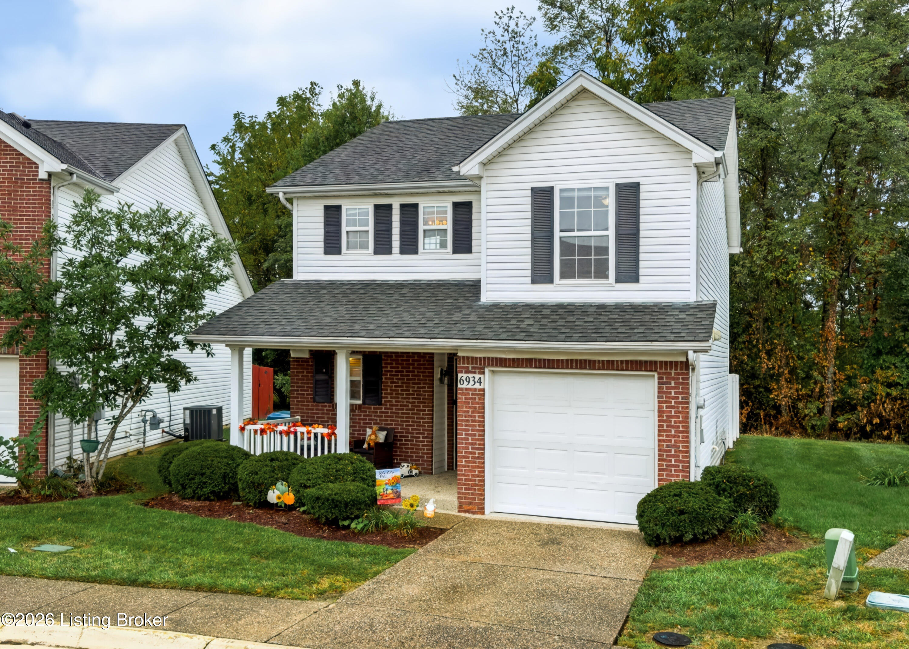 6934 Arbor Creek Dr, Louisville, KY 40228 | Realty.com