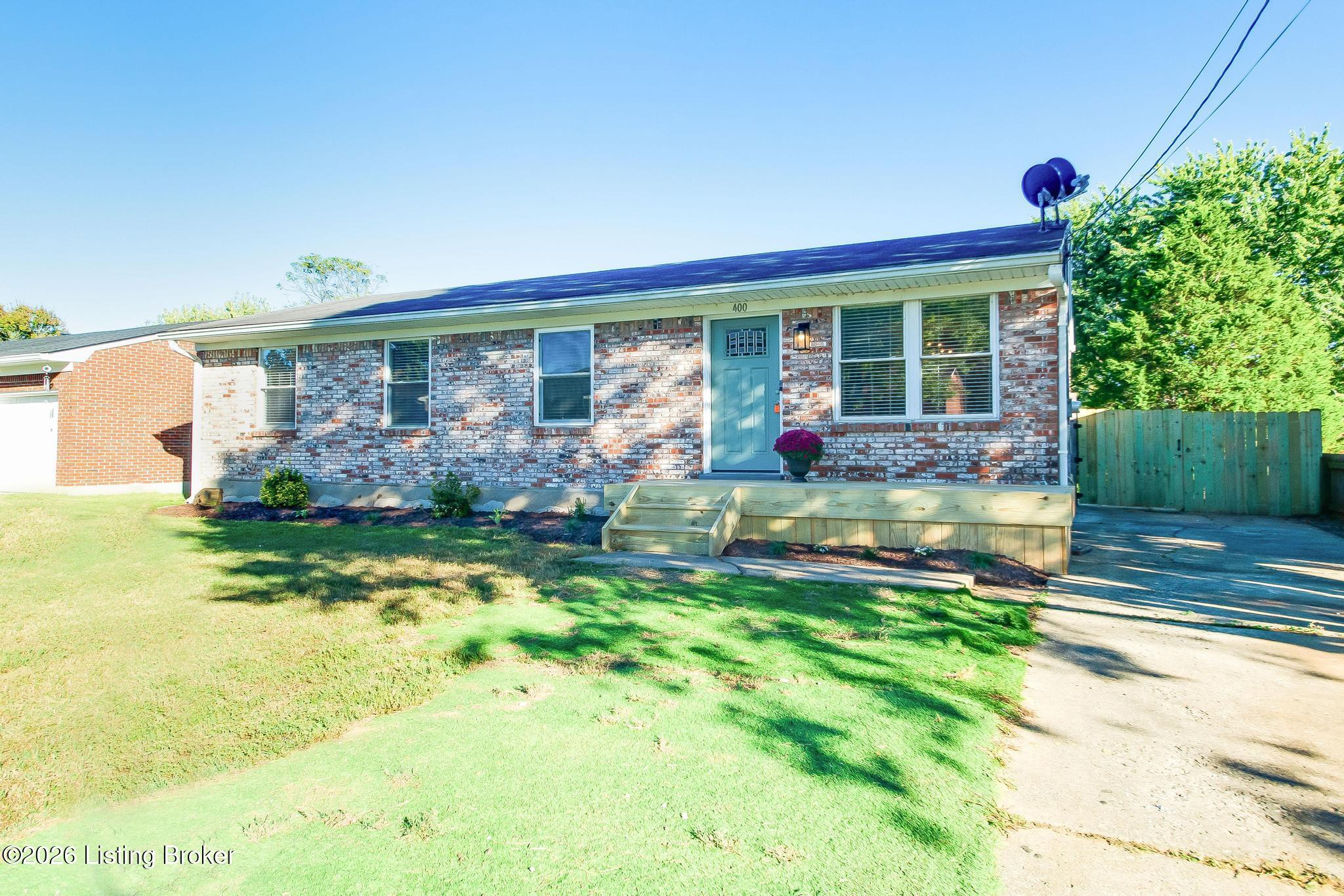 400 S Steedland Dr — photo