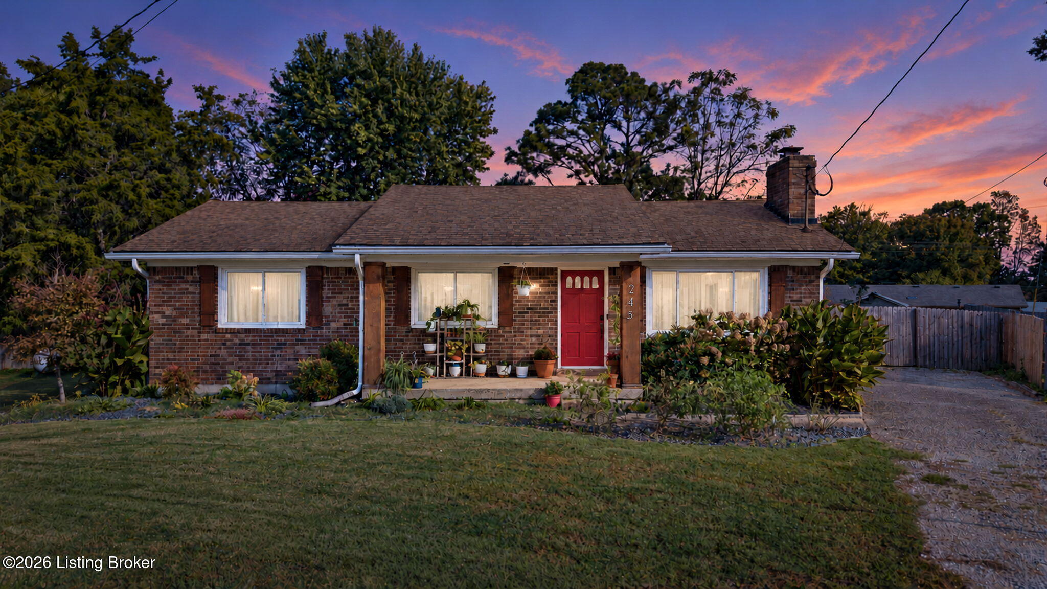245 Shelley Ct — photo