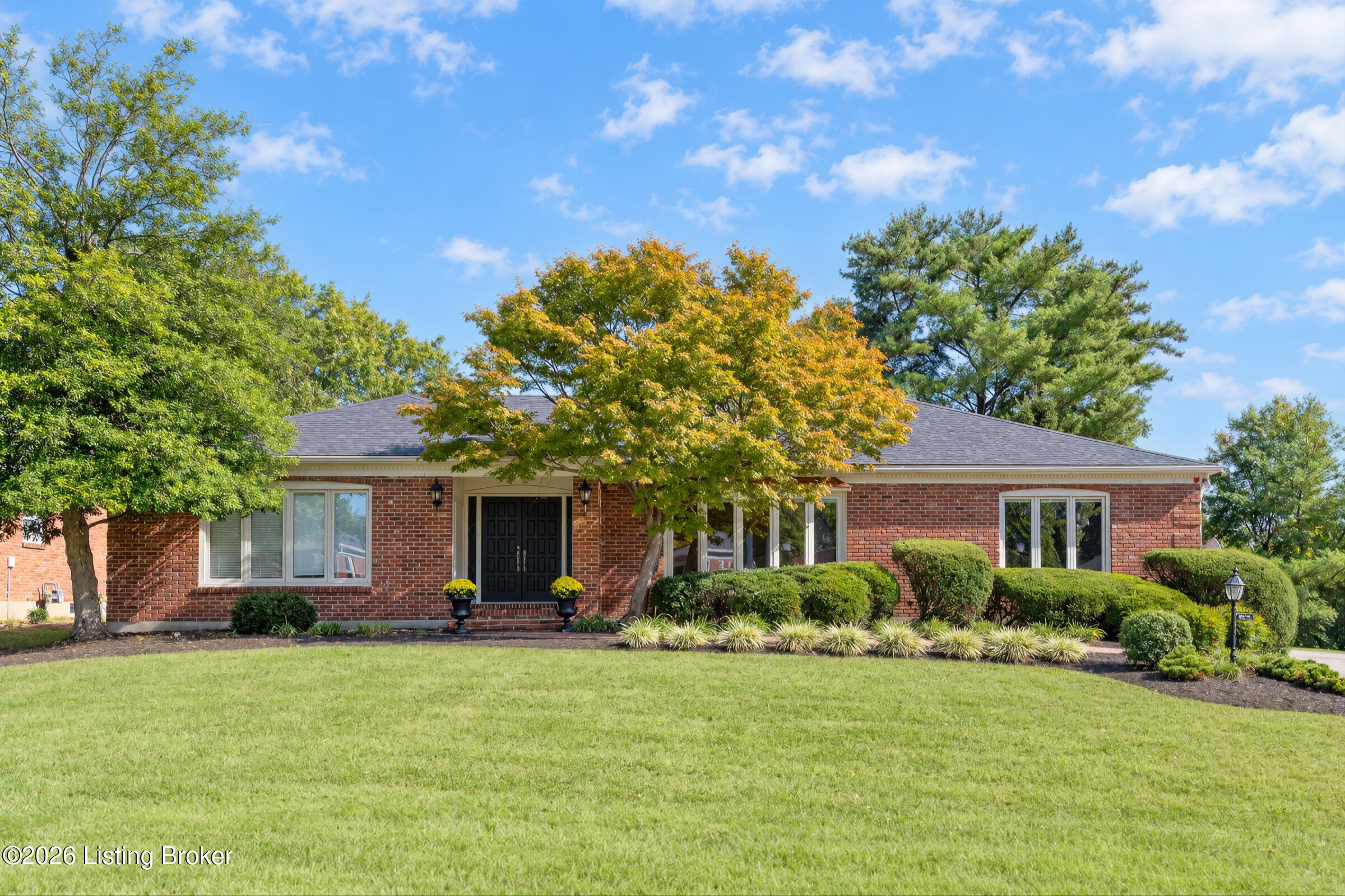 3015 Hayfield Dr — photo