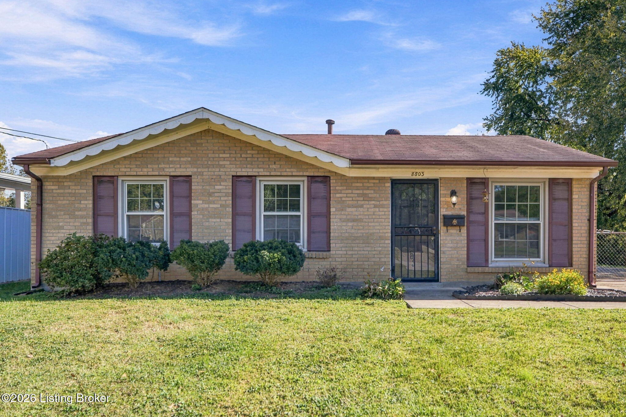 8803 Bluebell Dr — photo
