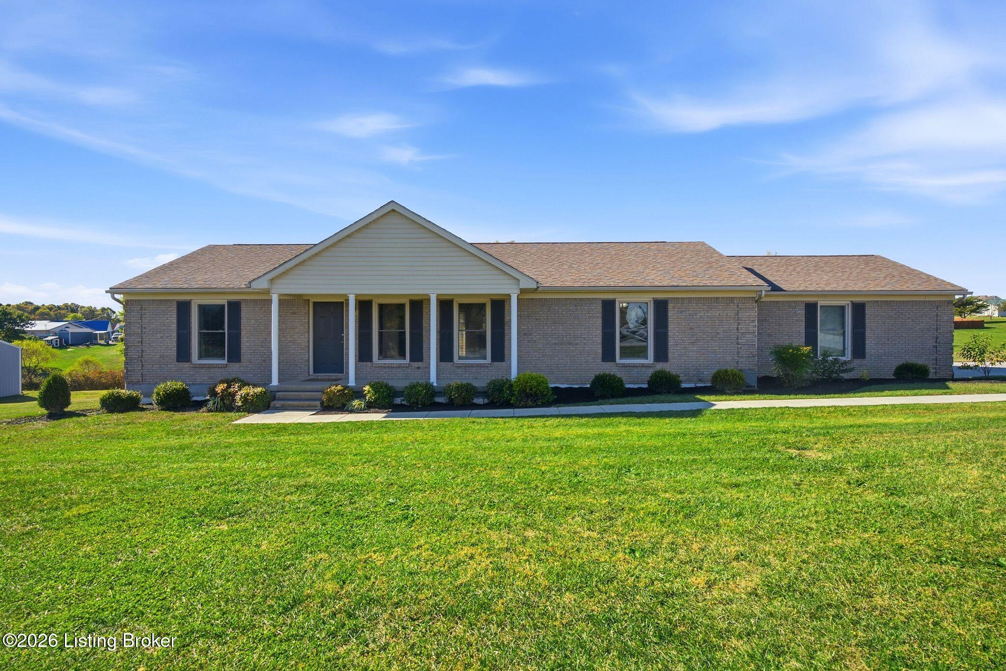 108 Summerfield Ct — photo