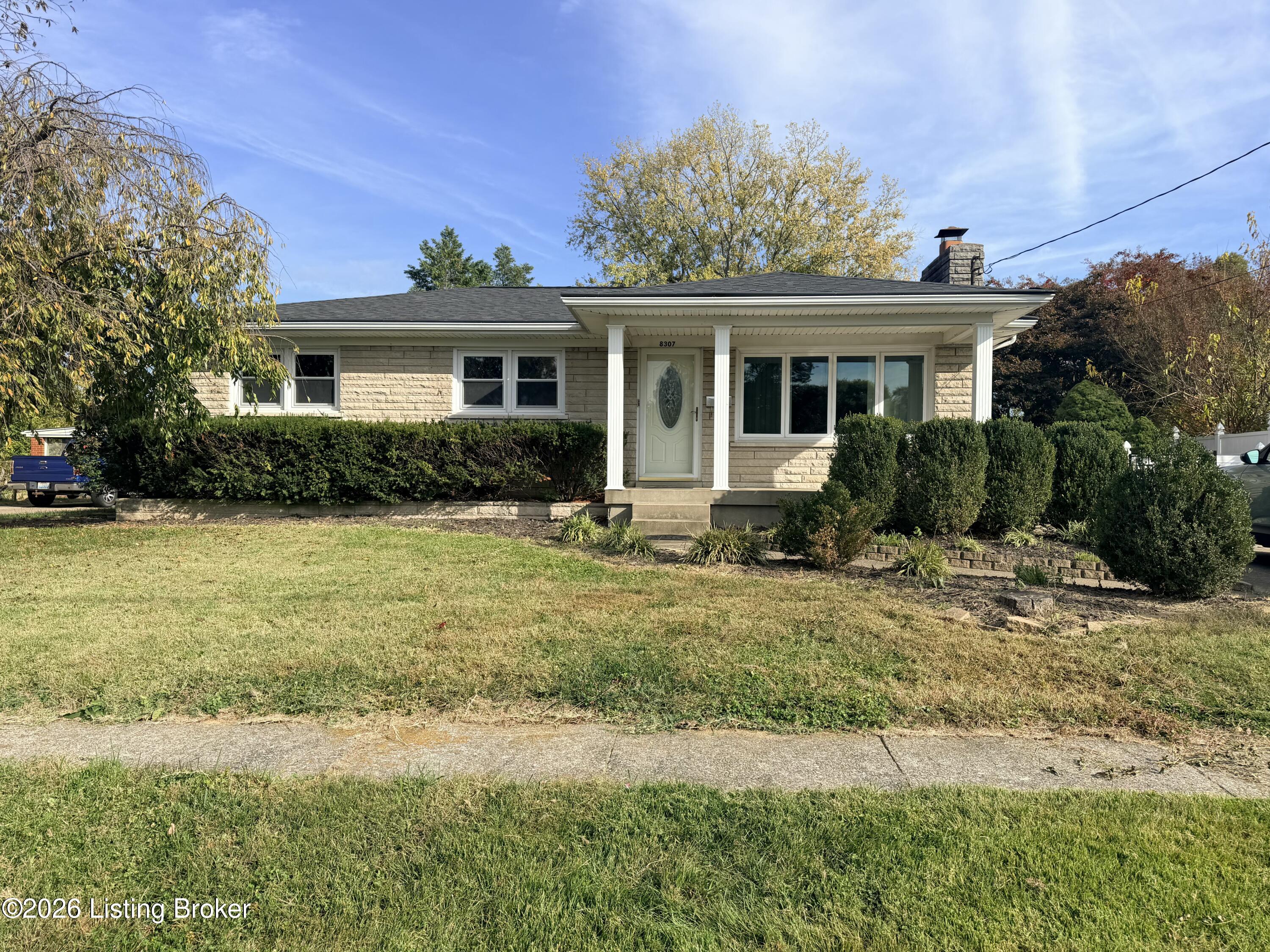 8307 Seaforth Dr — photo