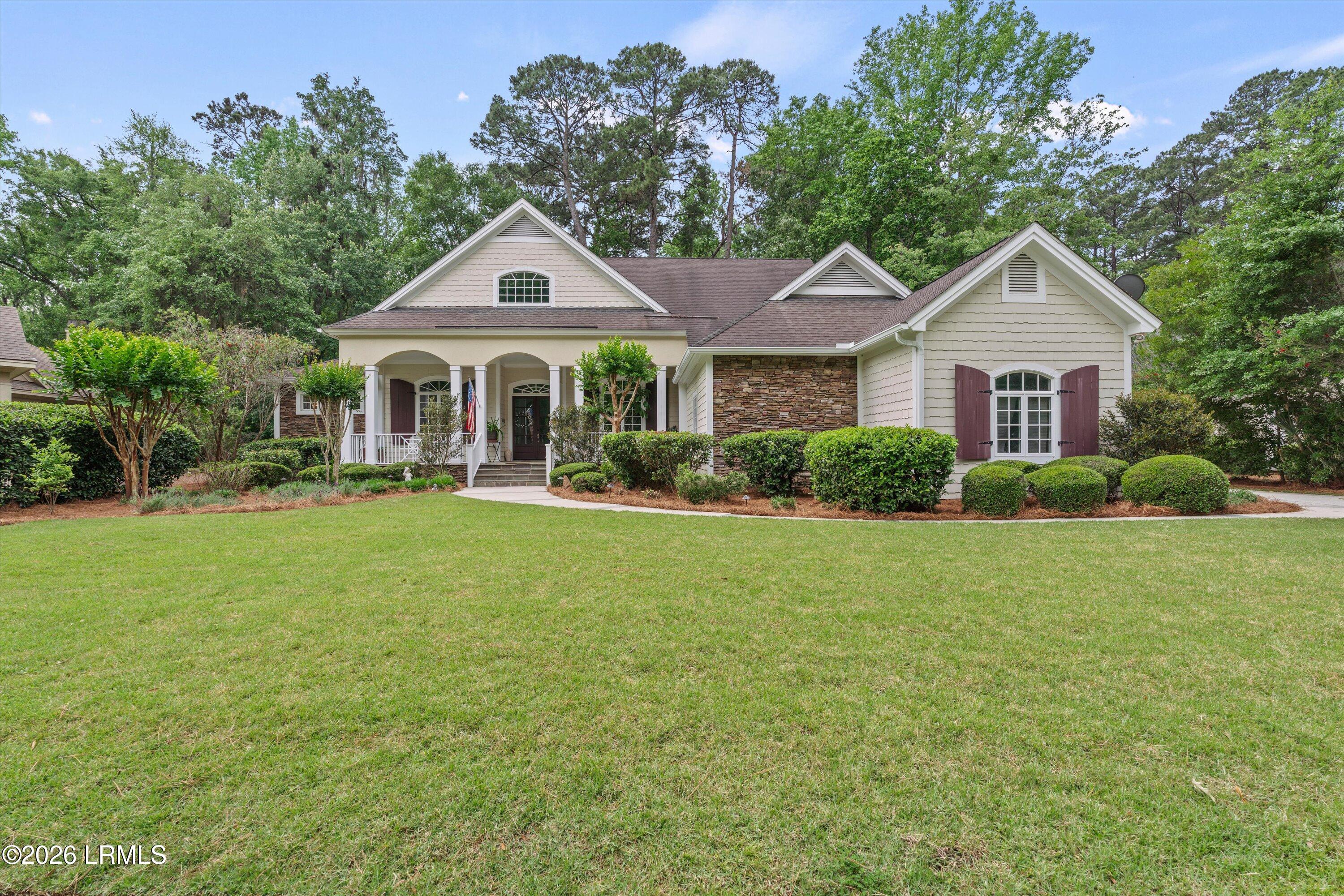 25 Newberry Court — photo