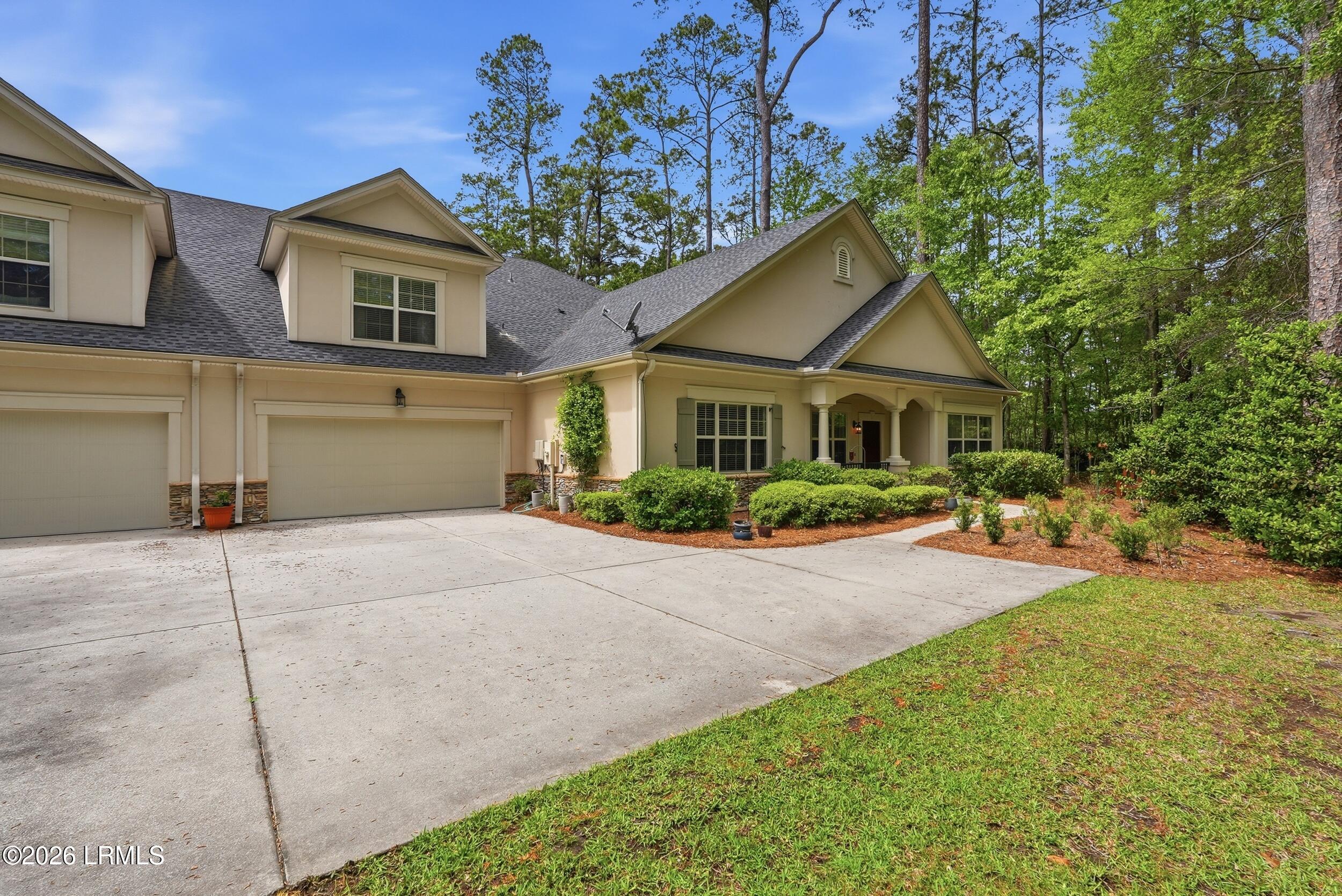 43 Heartwood Court 1219 — photo