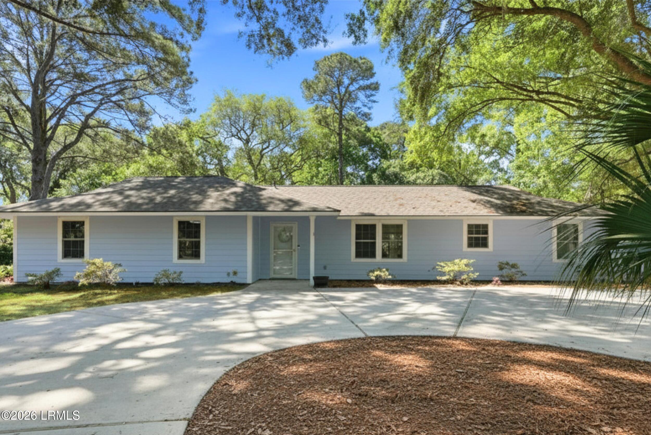 6 Audubon Place — photo