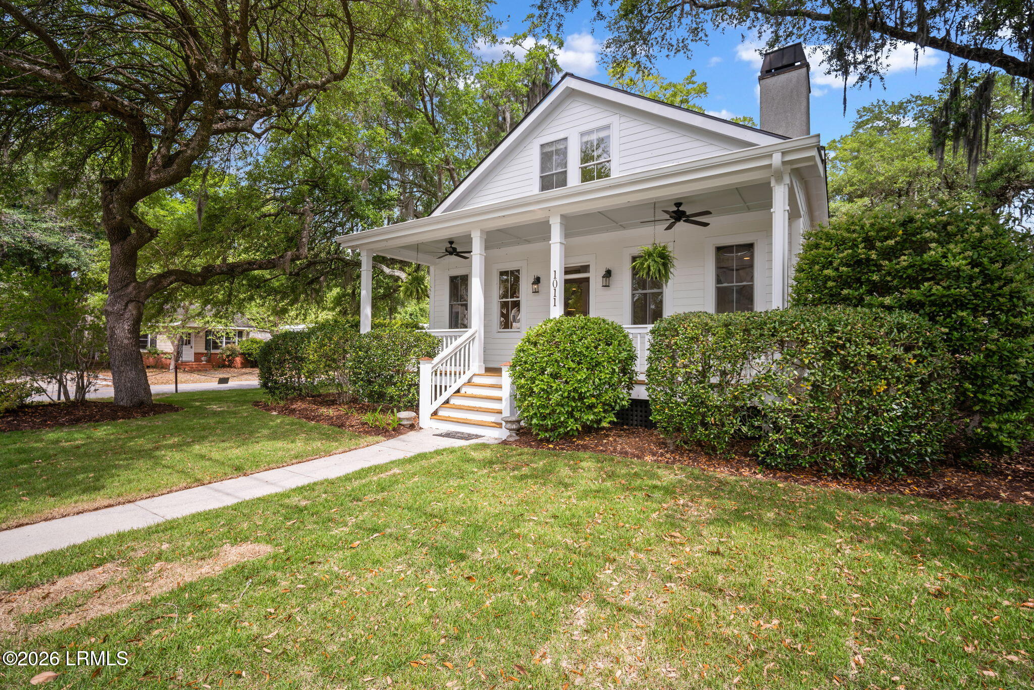 1011 Calhoun Street — photo