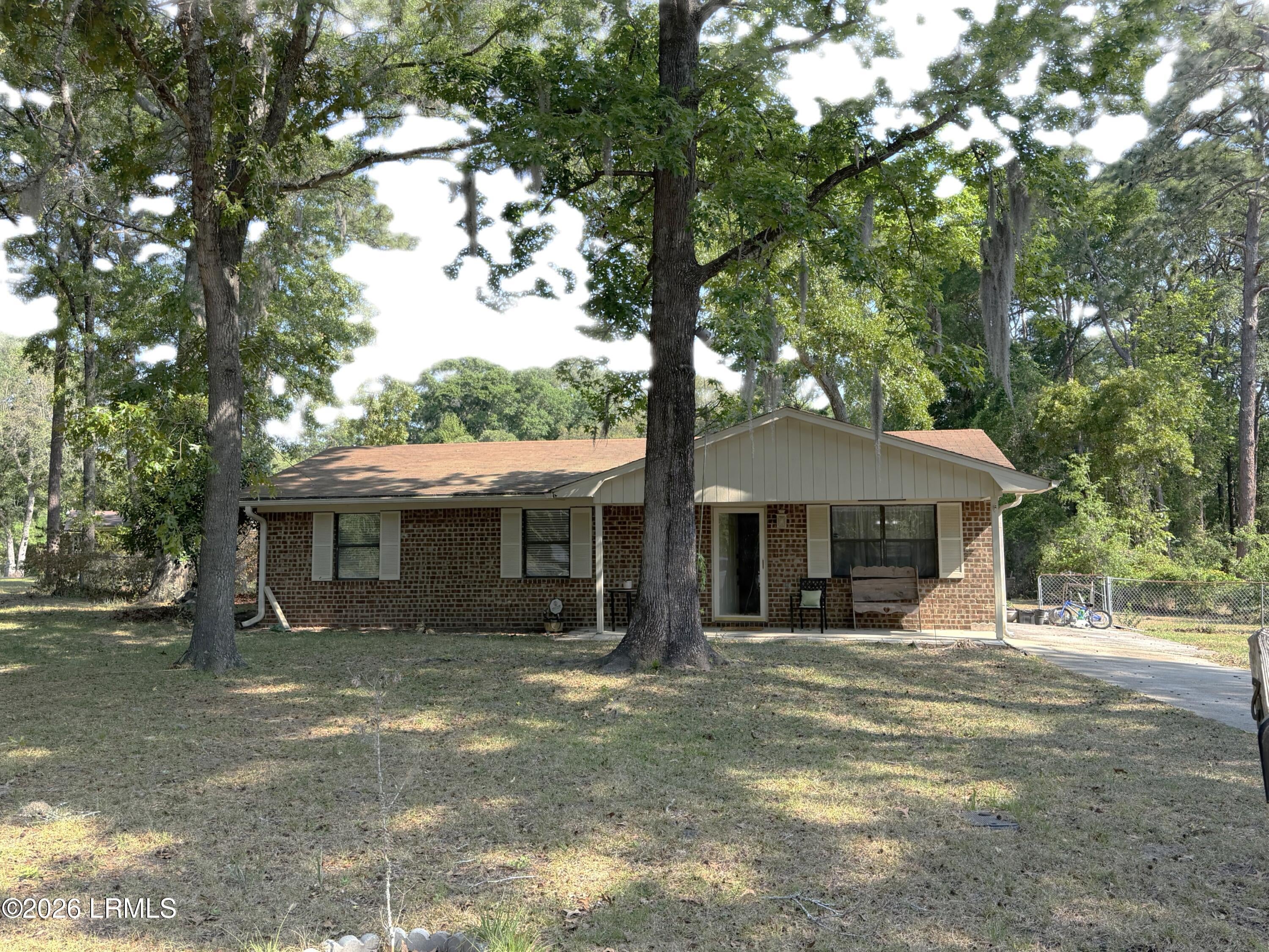 24 Doe Drive — photo
