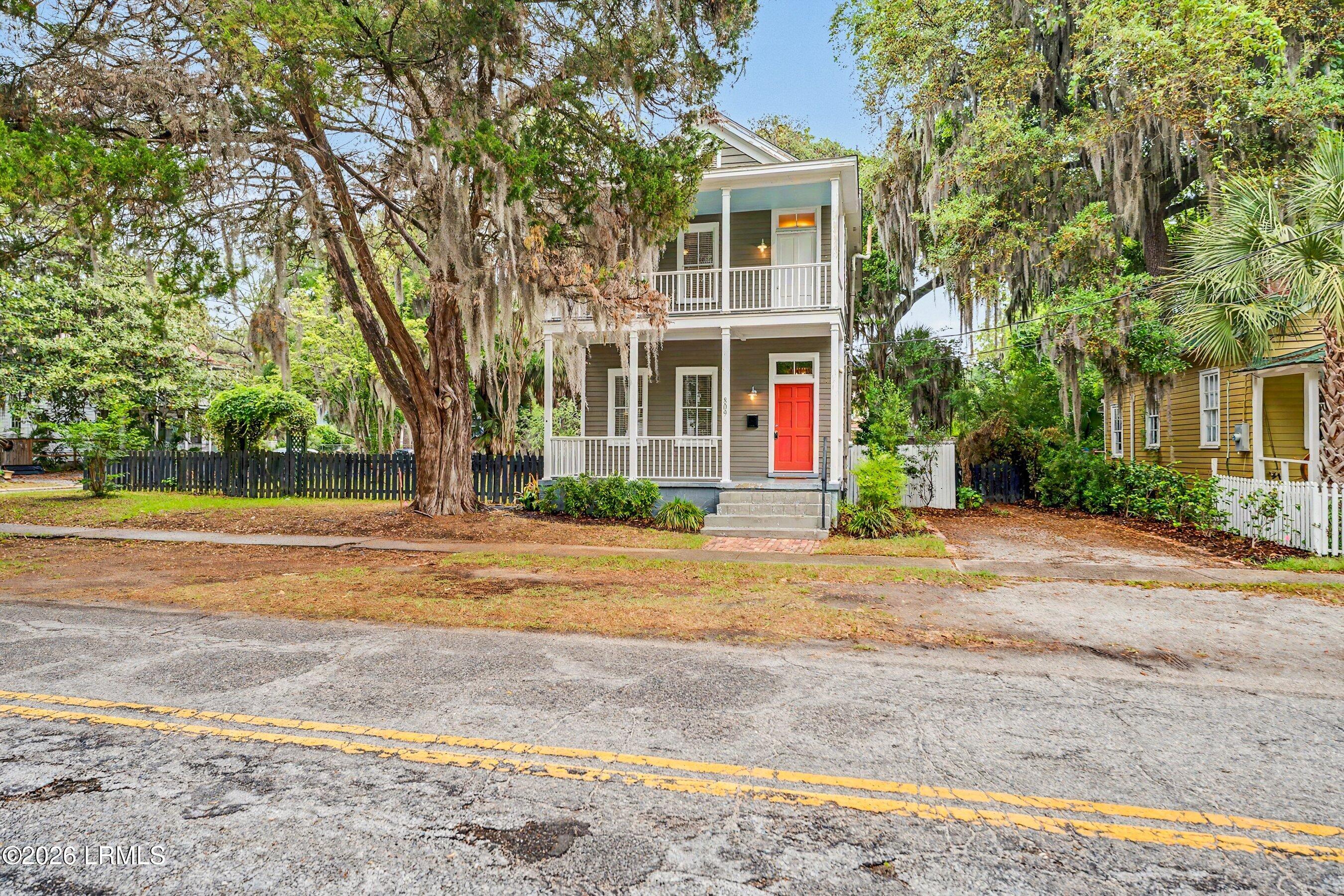 809 Duke Street — photo