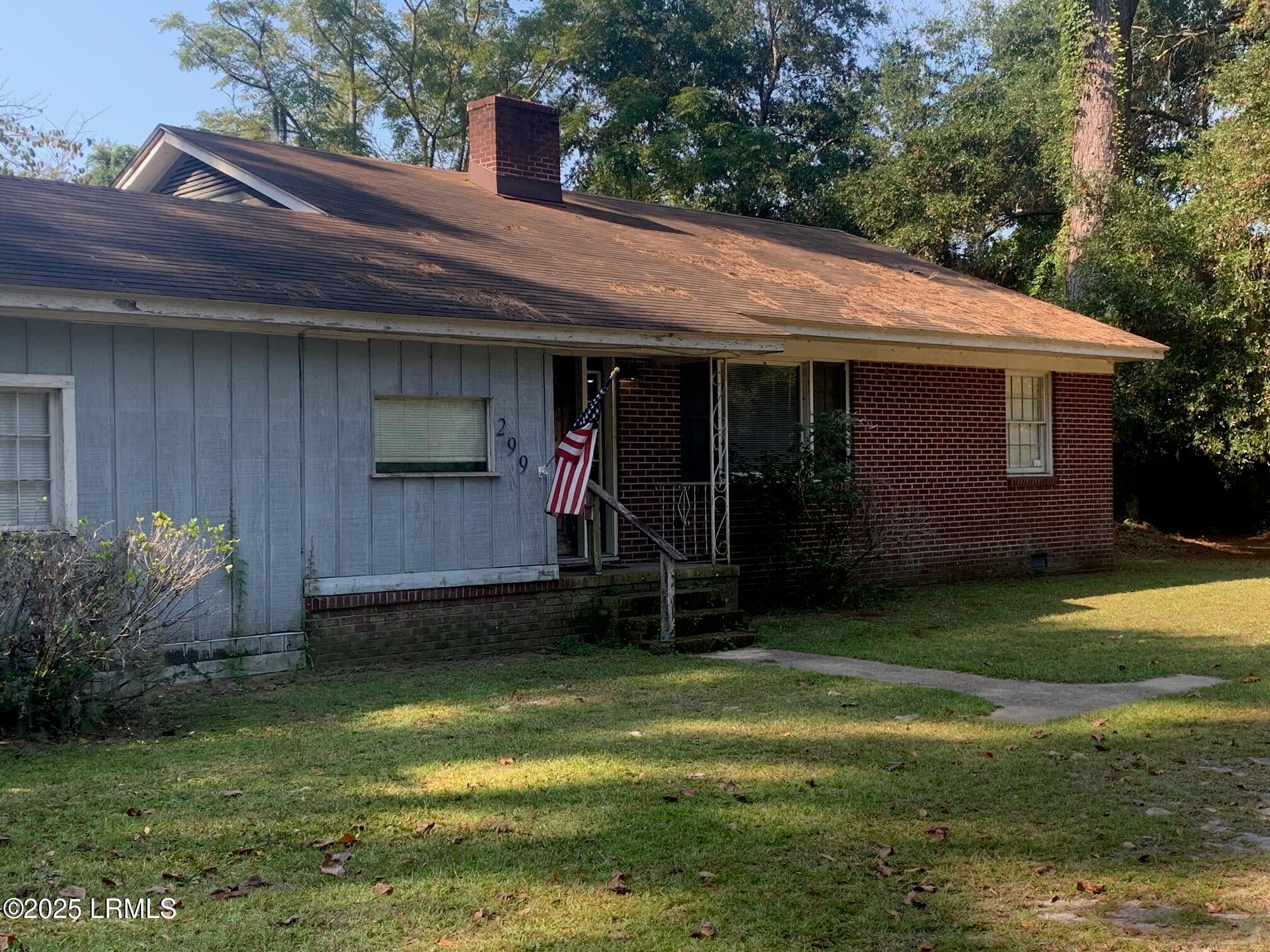 299 Savannah Highway — photo