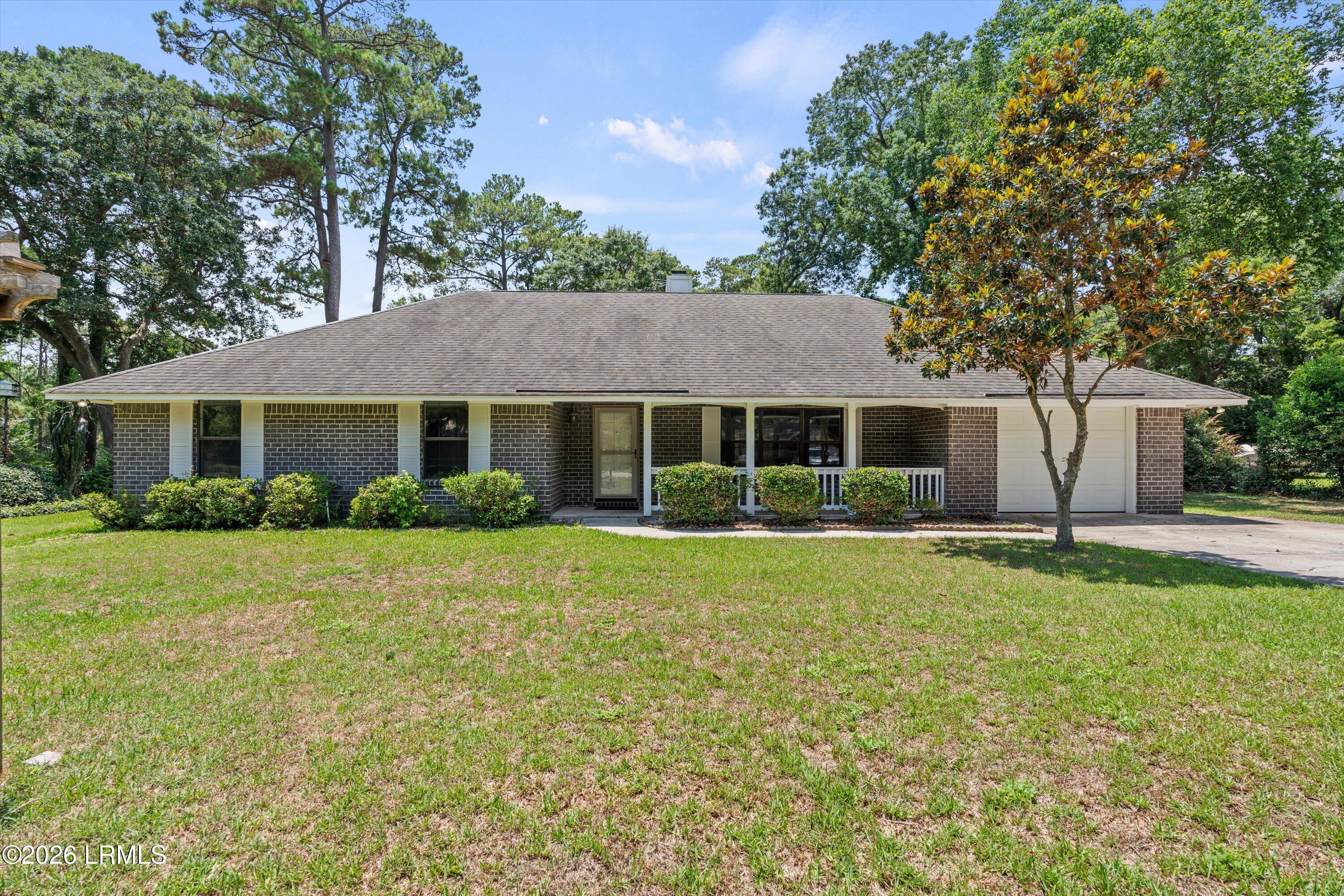 22 Chesterfield Drive — photo