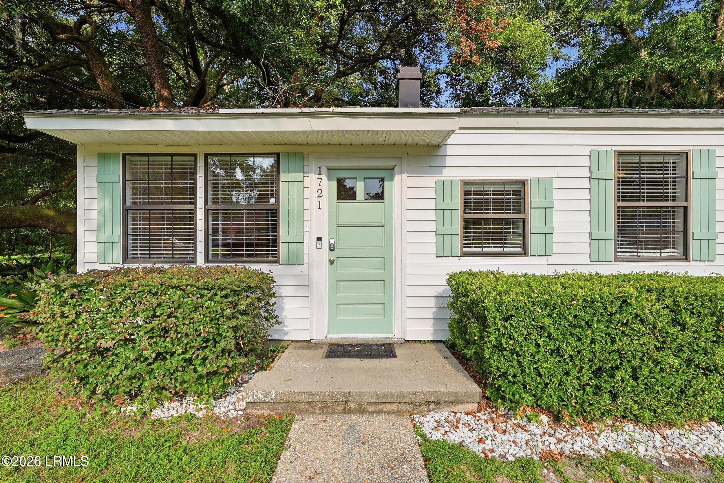 1721 Battery Park Drive — photo