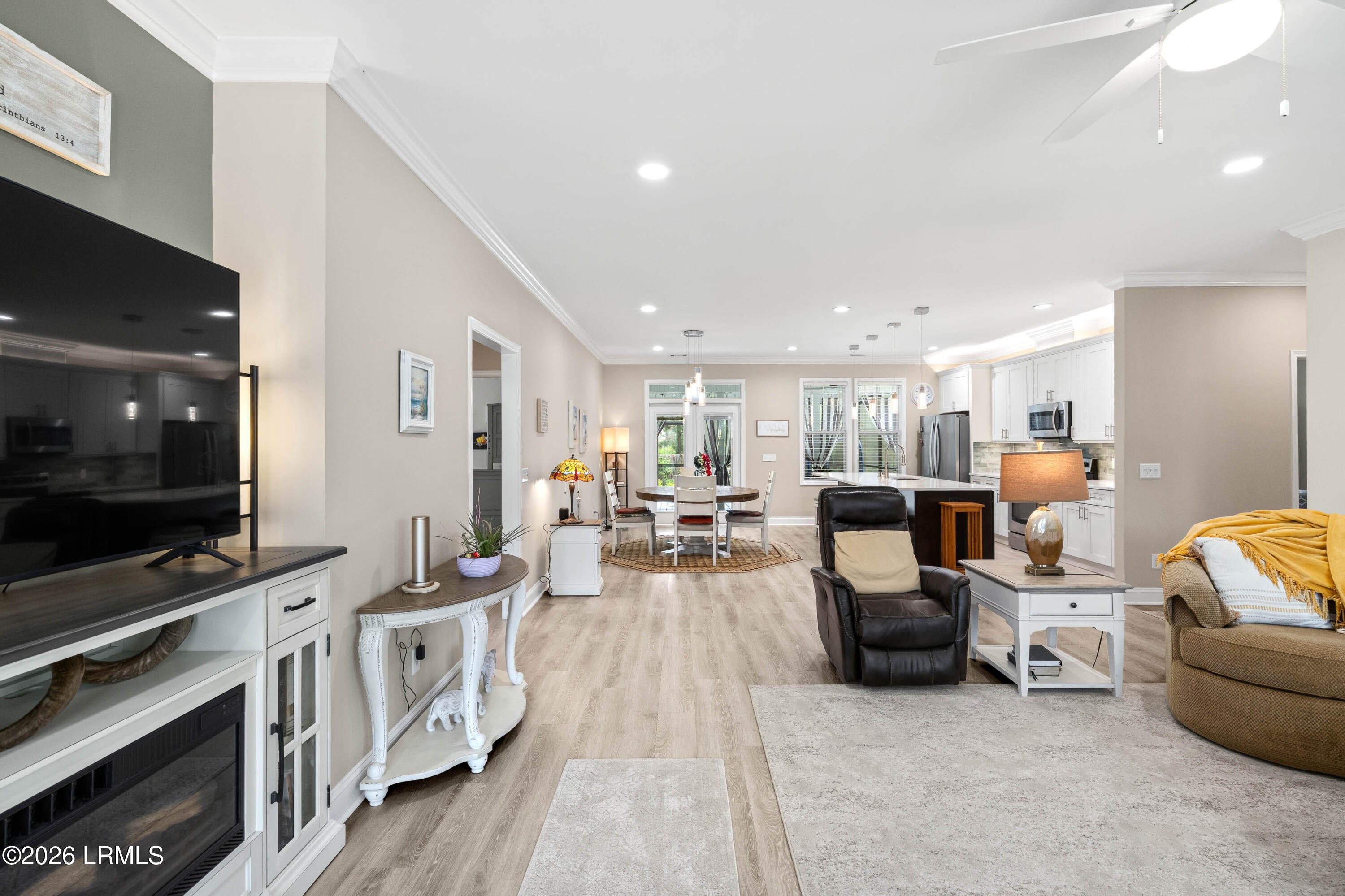 5005 Dogwood Street — photo