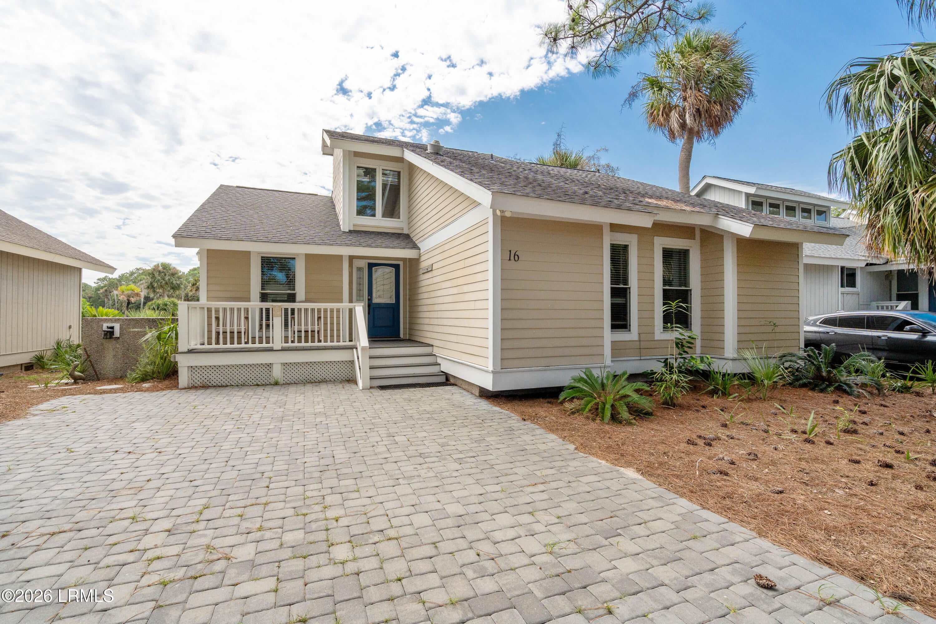 16 Fairway Club Drive — photo