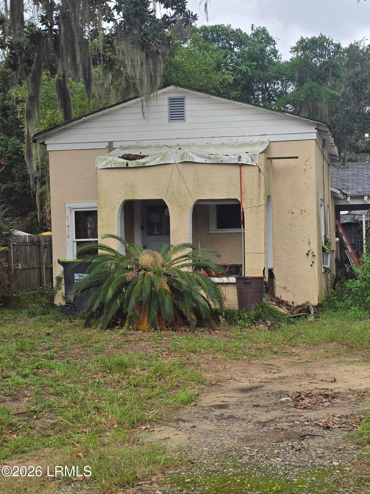 912 La Chere Street — photo