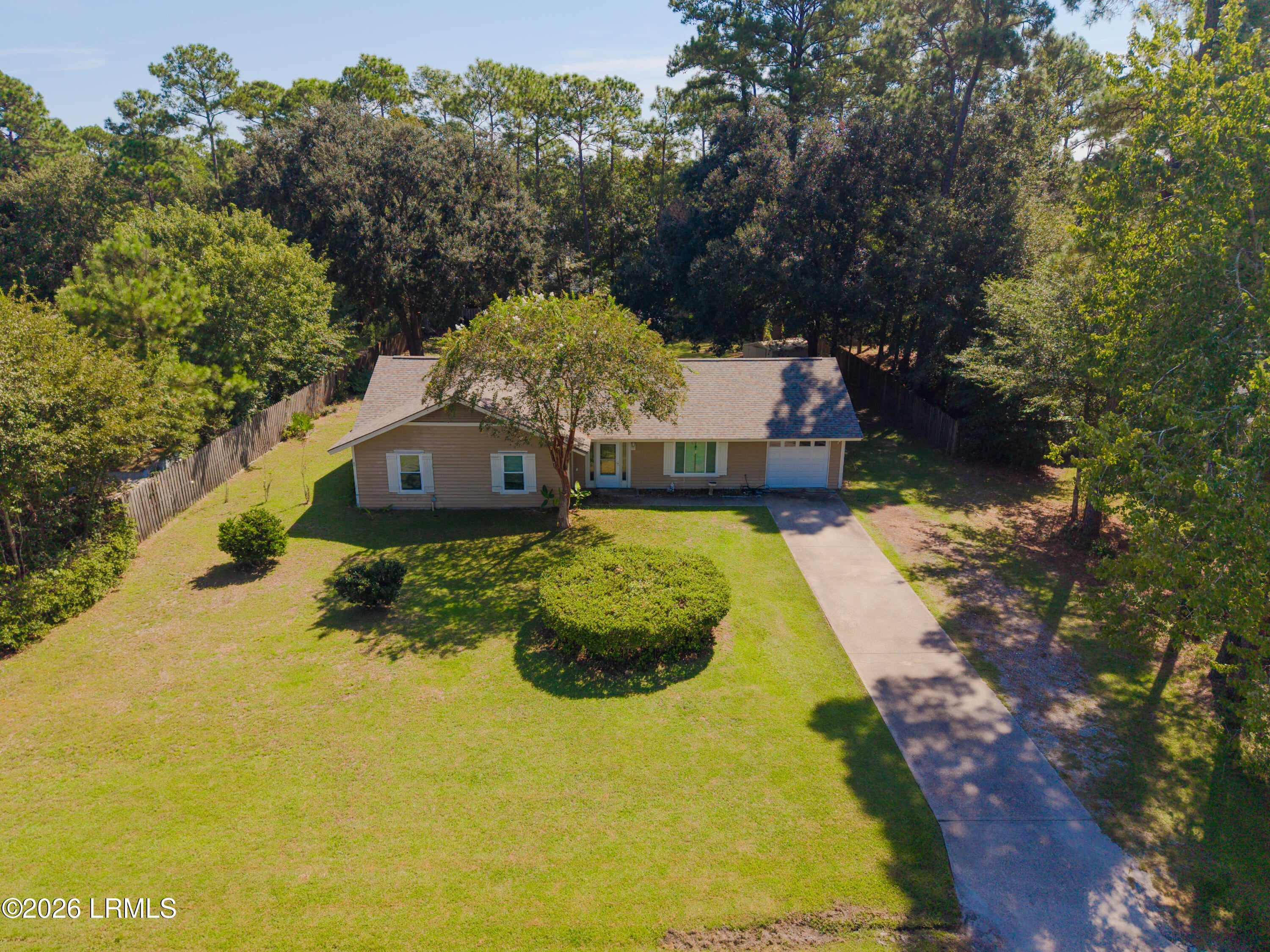 36 Sugaree Drive — photo
