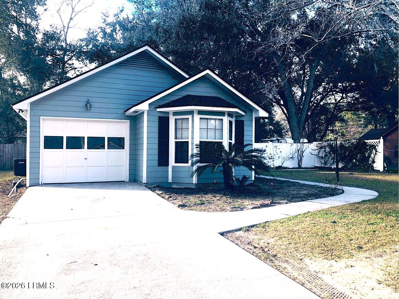 8 Burlington Land Road — photo