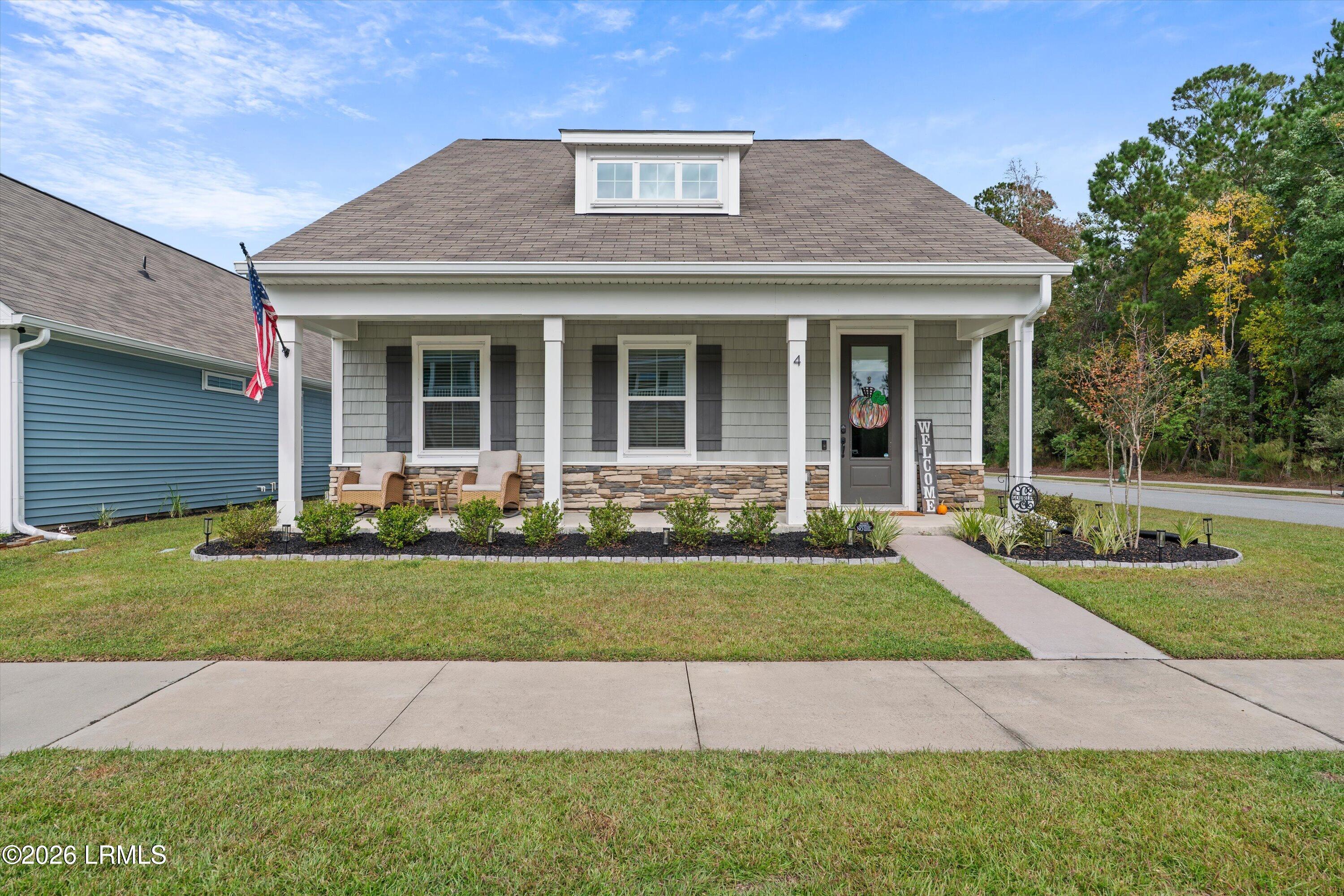 4 Whispering Oaks Circle — photo