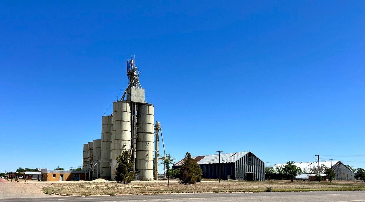 402 Main, Ralls, TX 79357 — photo 3