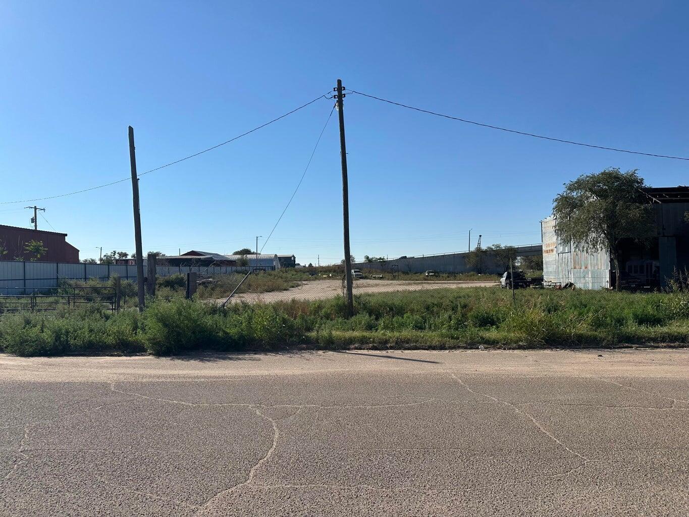902 E 6th, Plainview, TX 79072 — photo 3