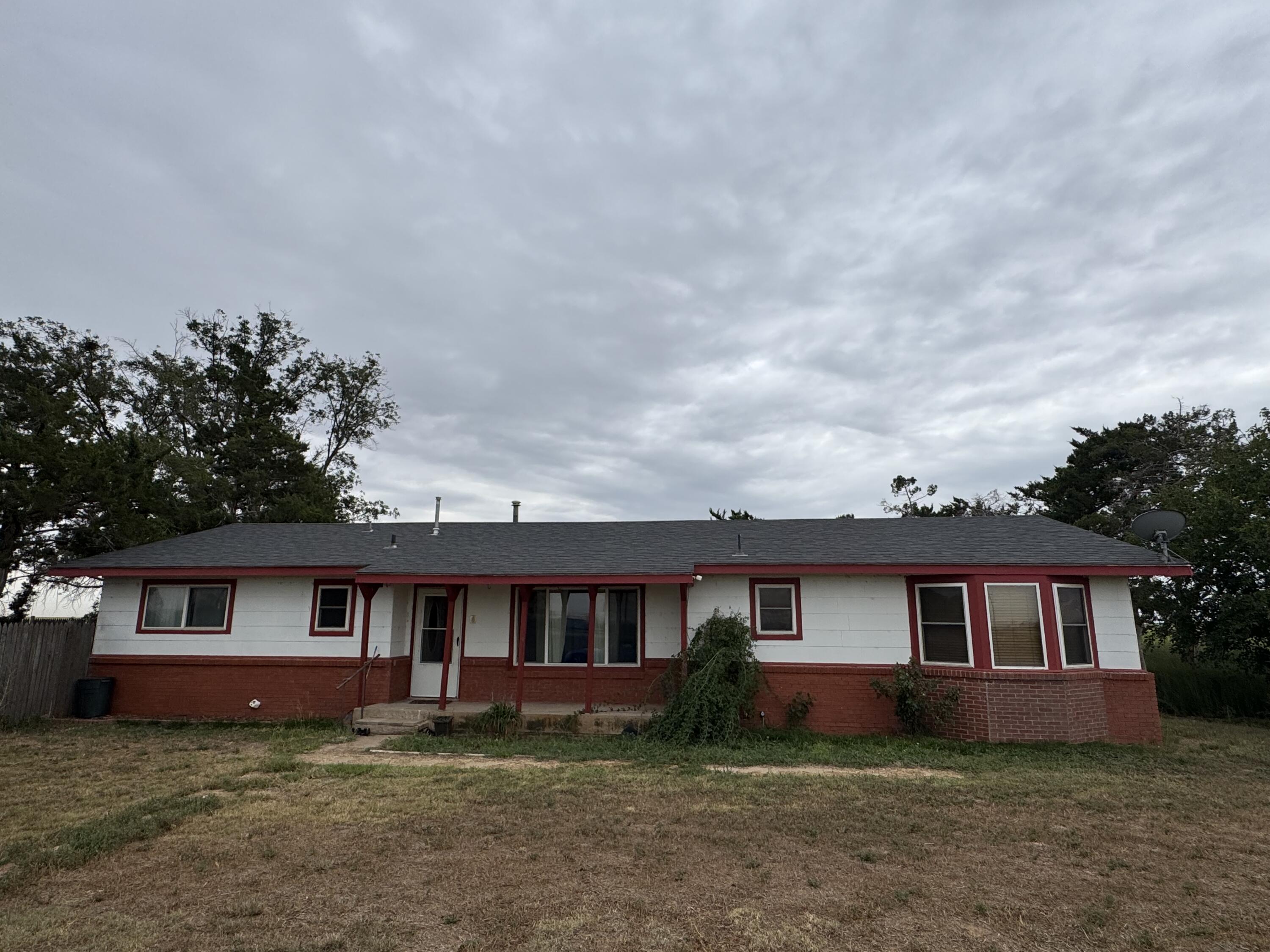 790 US-84 — photo
