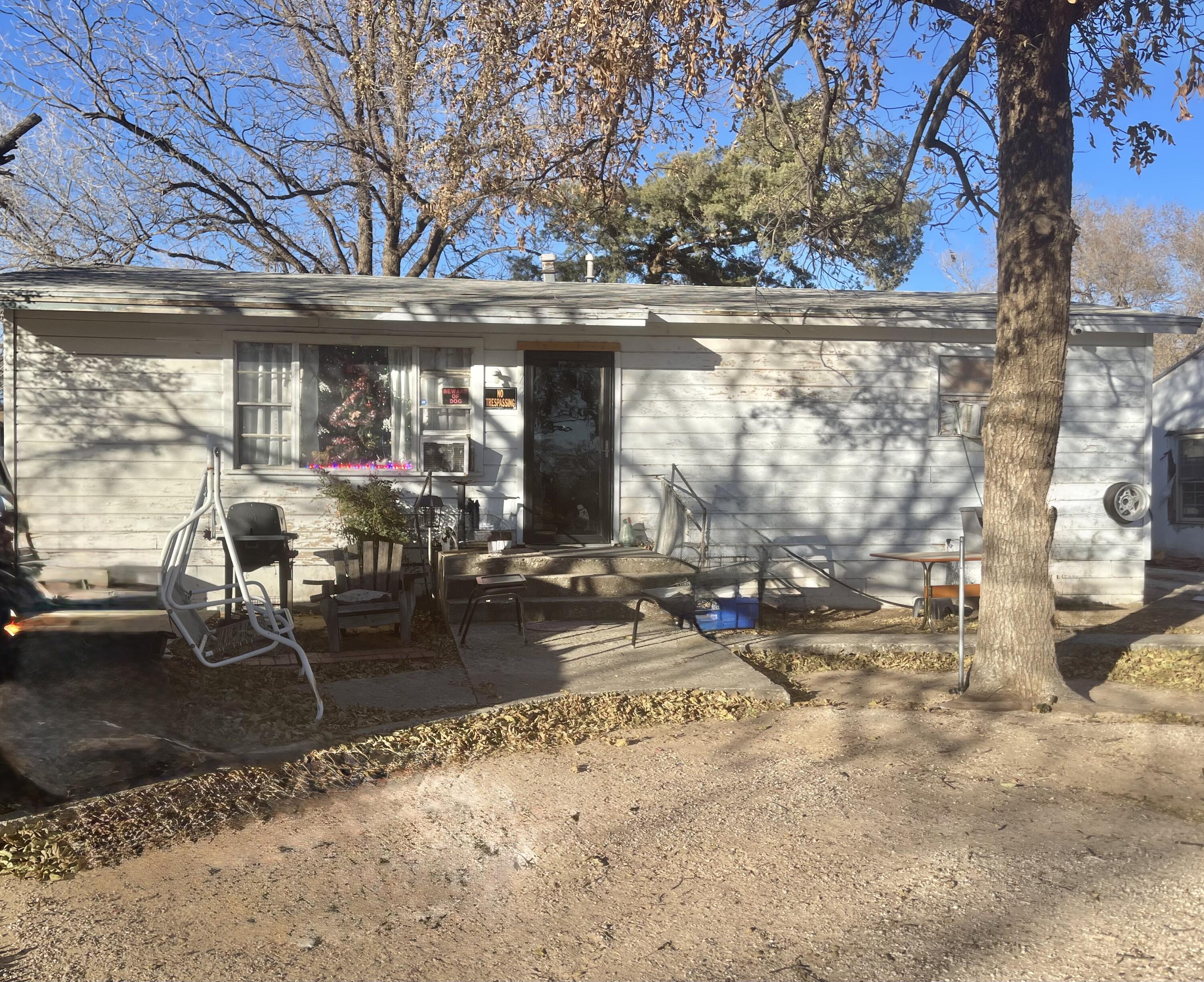 721 W 3rd Street — photo