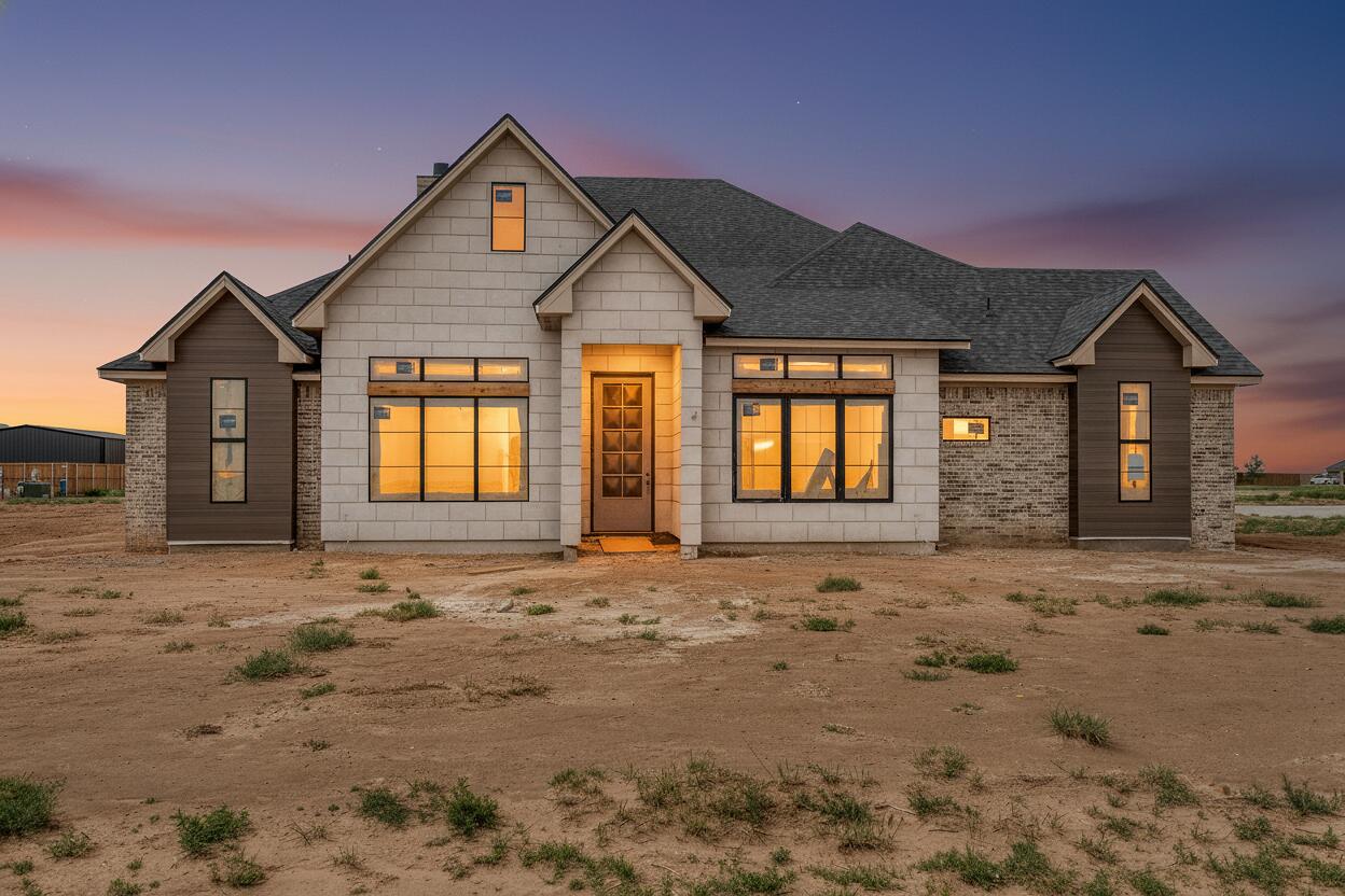 9321 County Road 7610 — photo