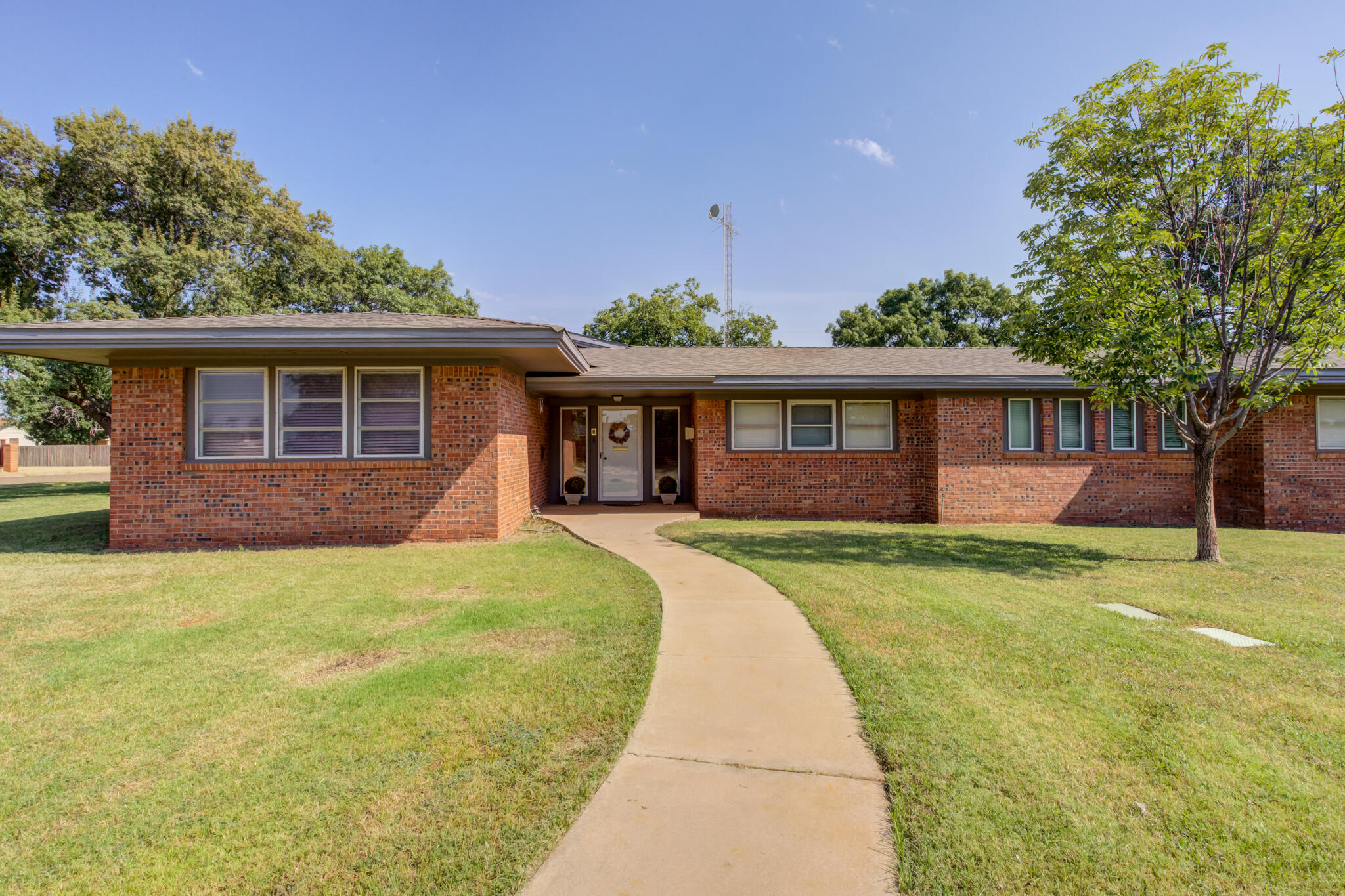 1301 E Tate Street — photo