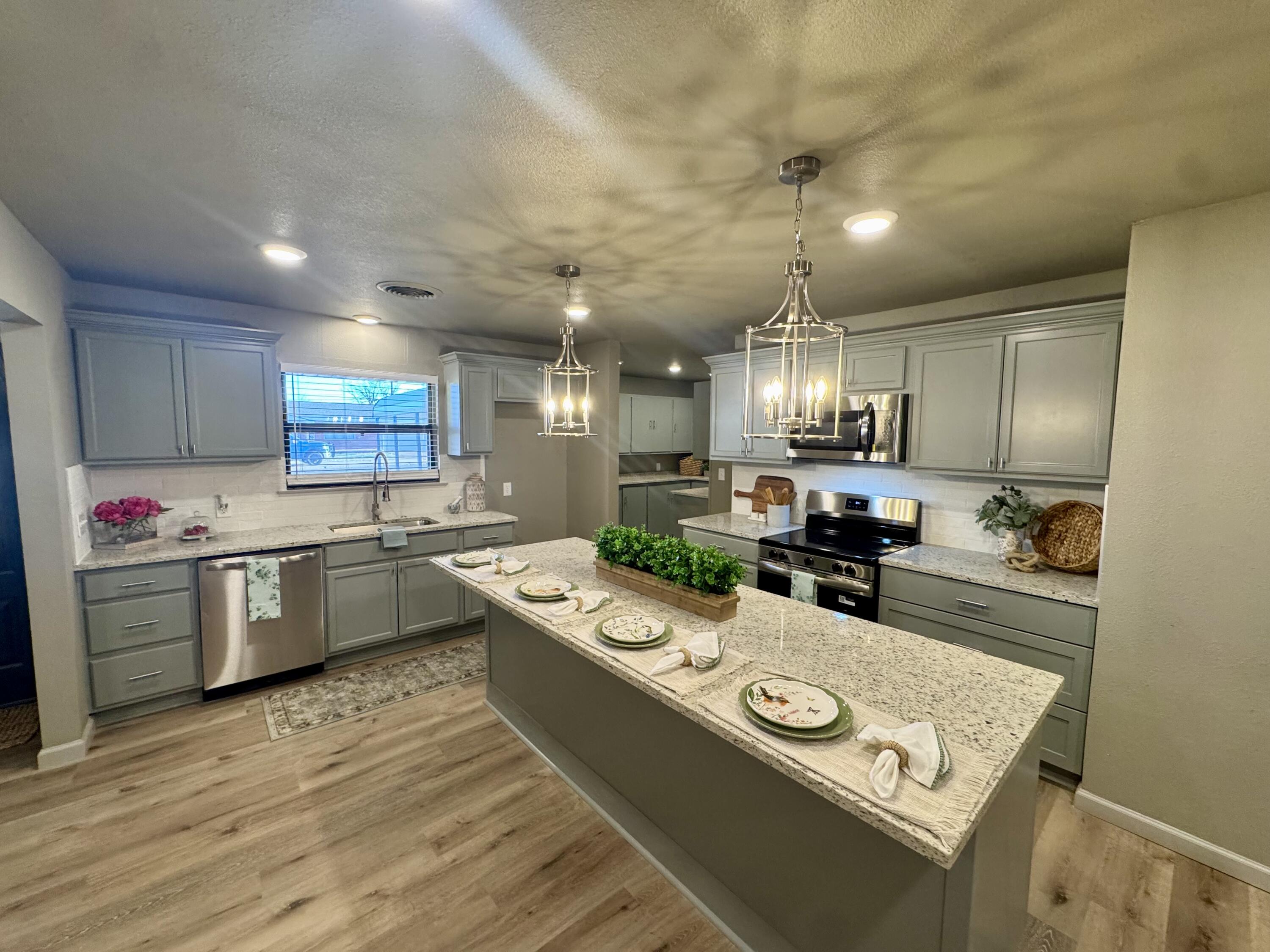 106 N 22nd Place — photo