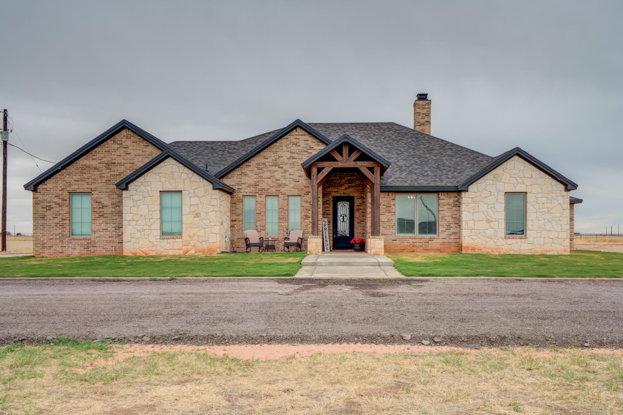 752 FM 1730 — photo