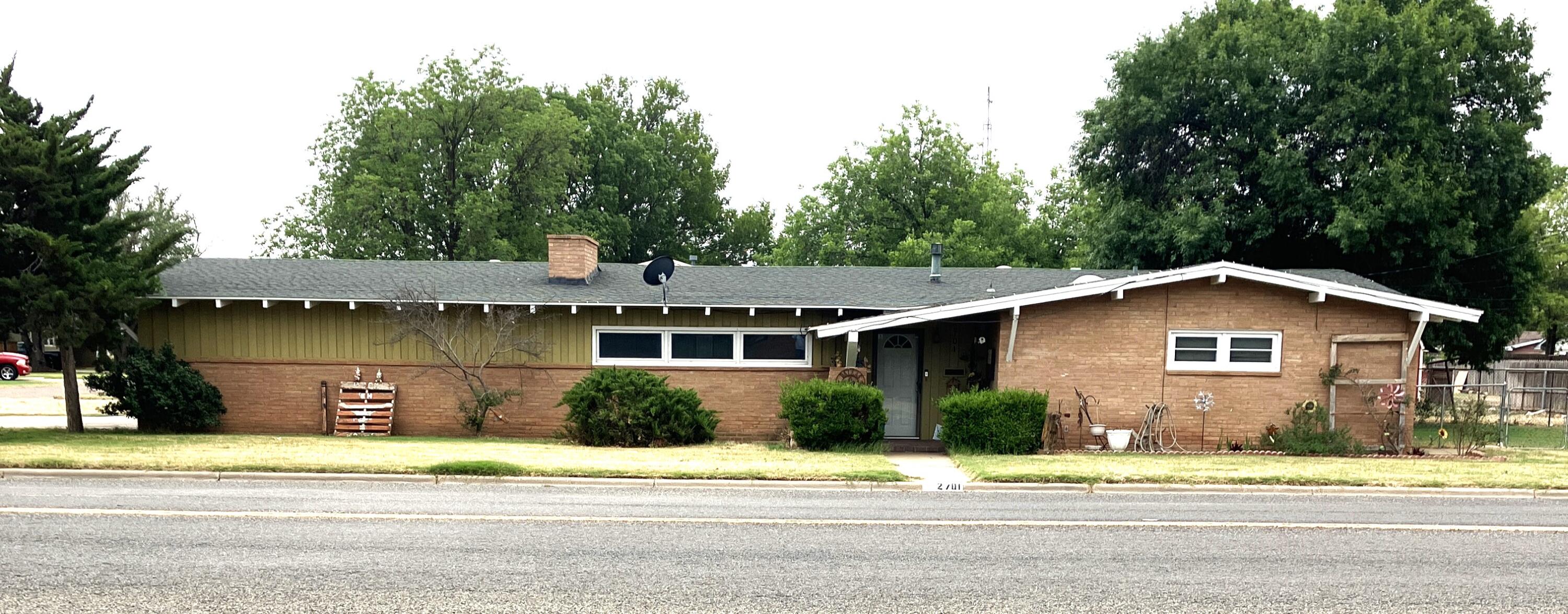 2701 W 11th Street — photo