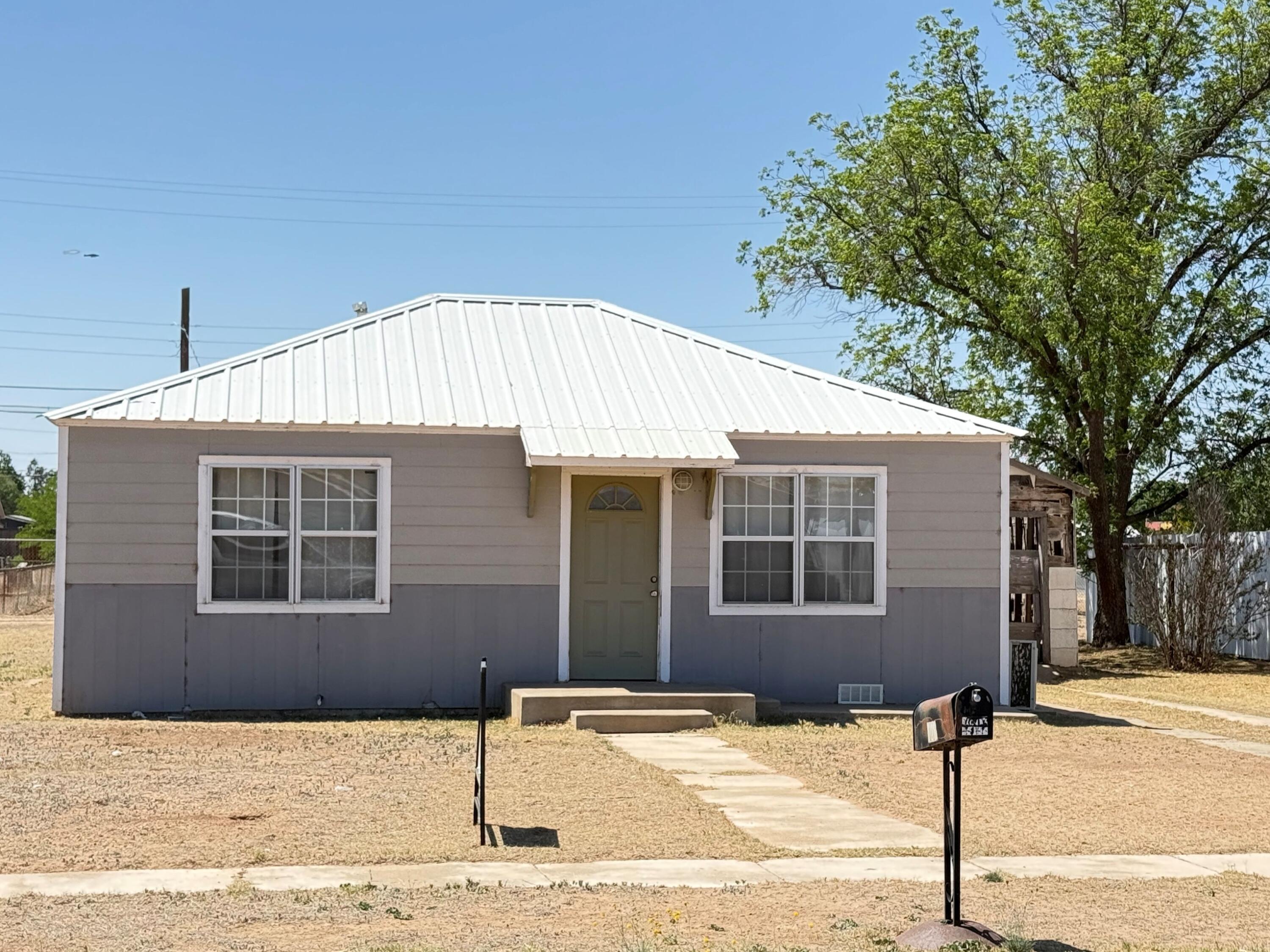 108 Hicks Place — photo