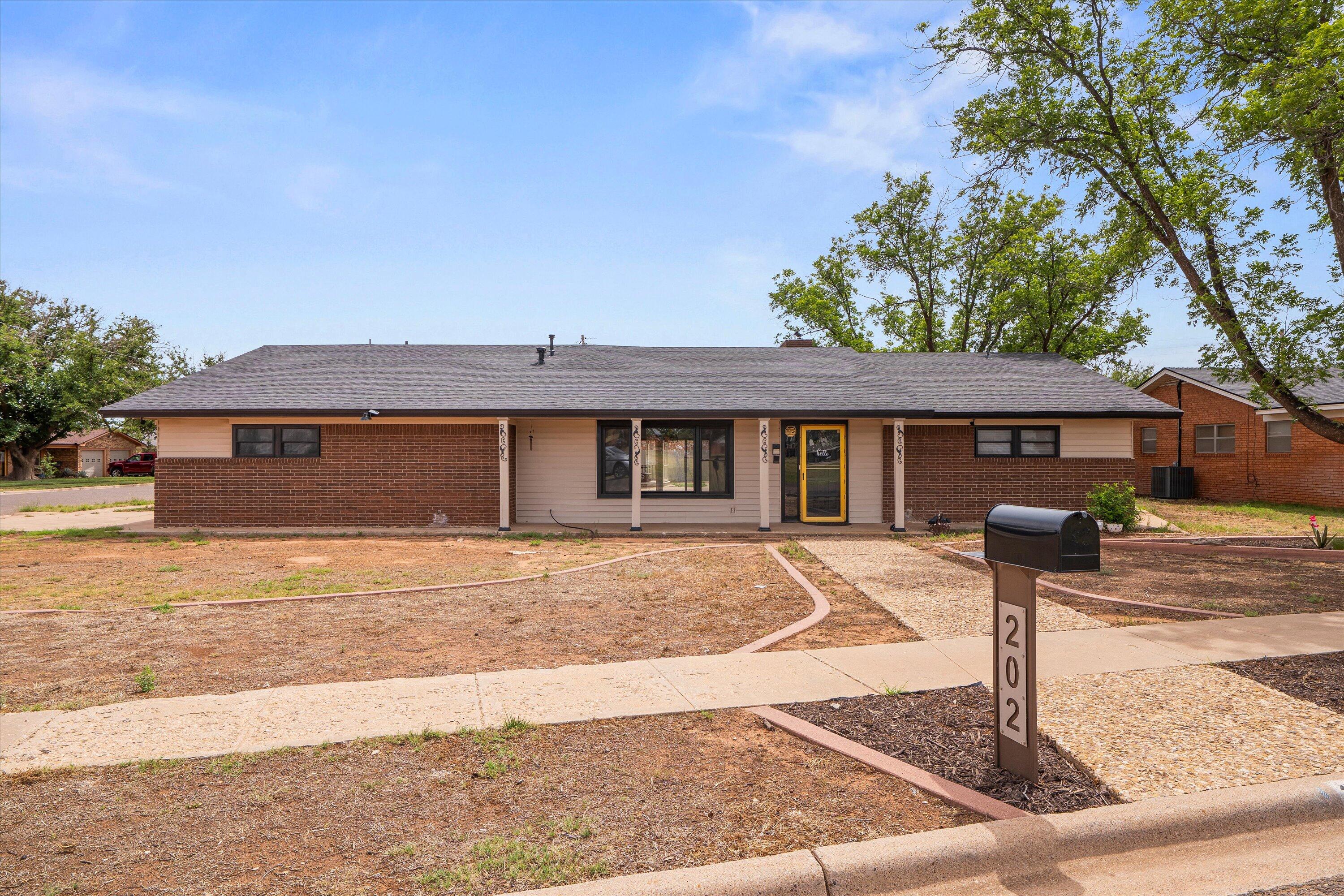 202 Mike Street — photo
