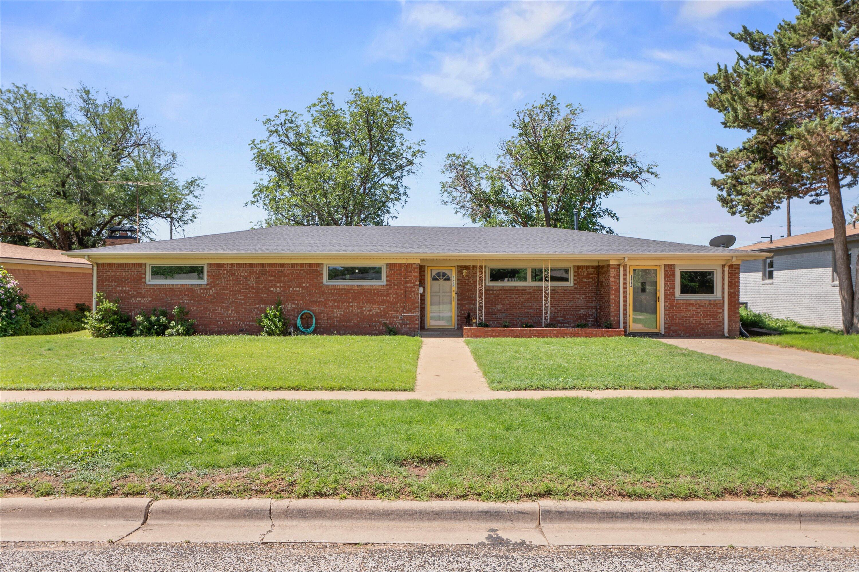 1214 E Buckley Street — photo