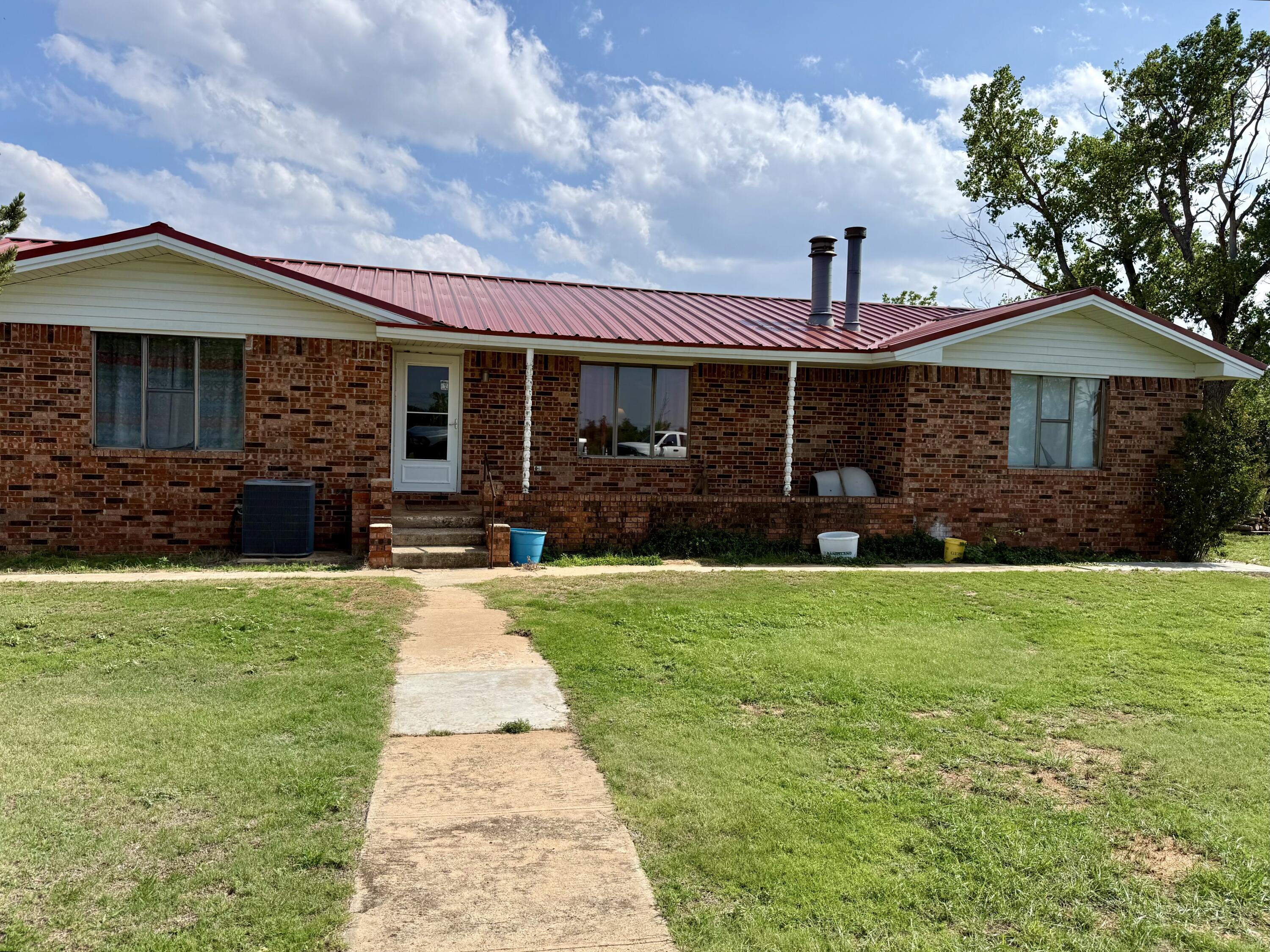 112 FM 1045 — photo