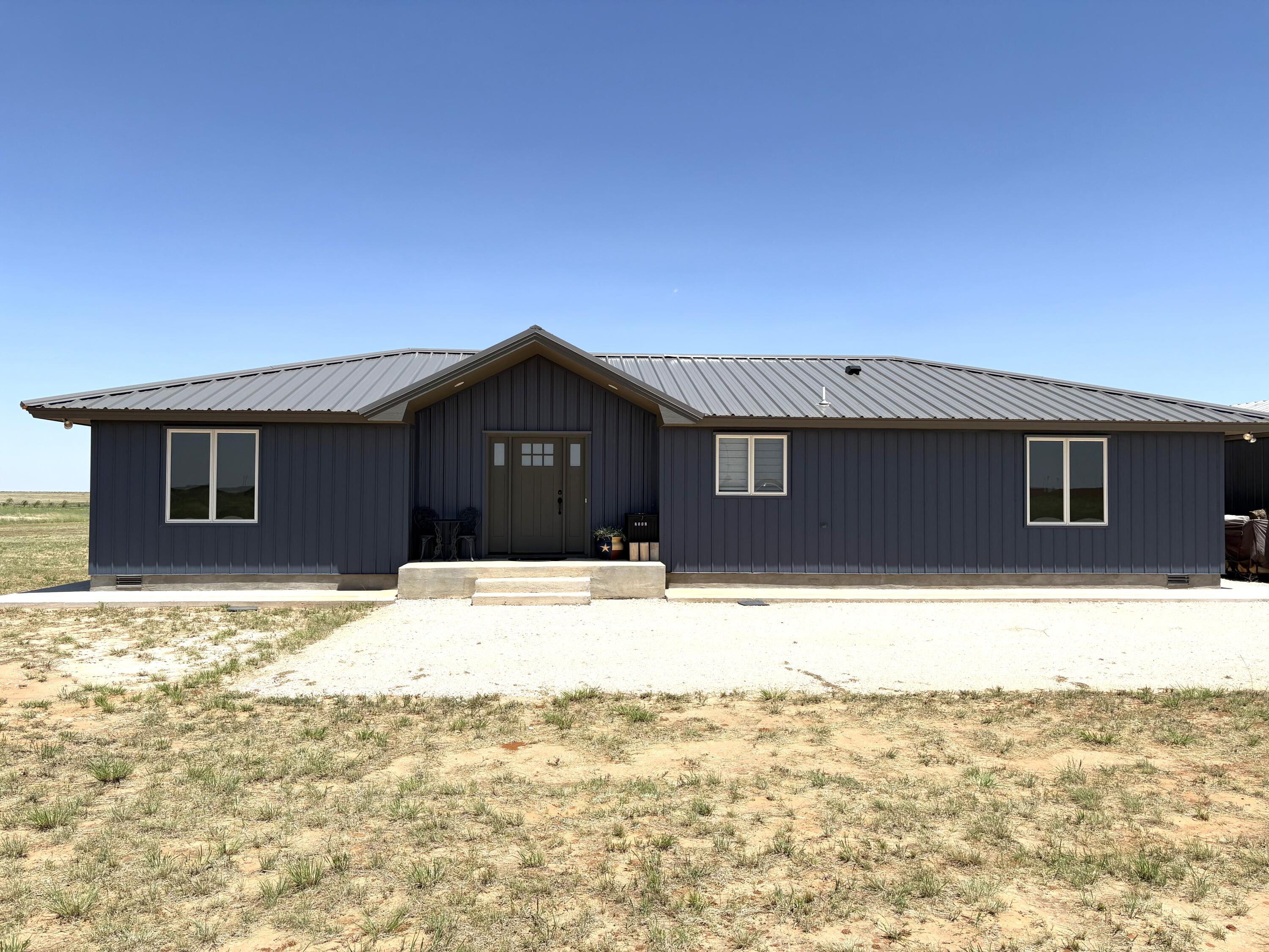 2582 Private Road 193 — photo