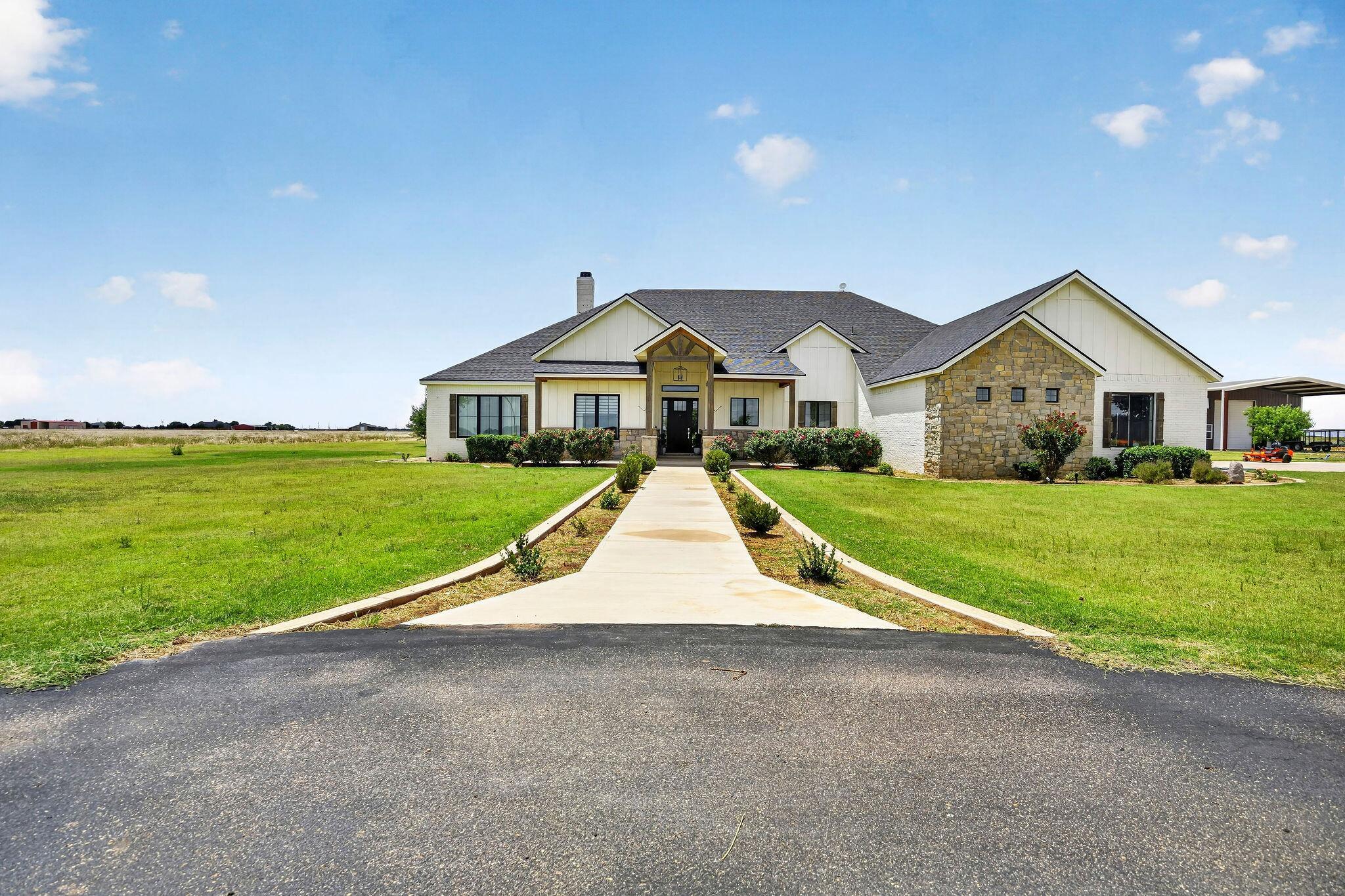 7707 N County Road 3240 — photo
