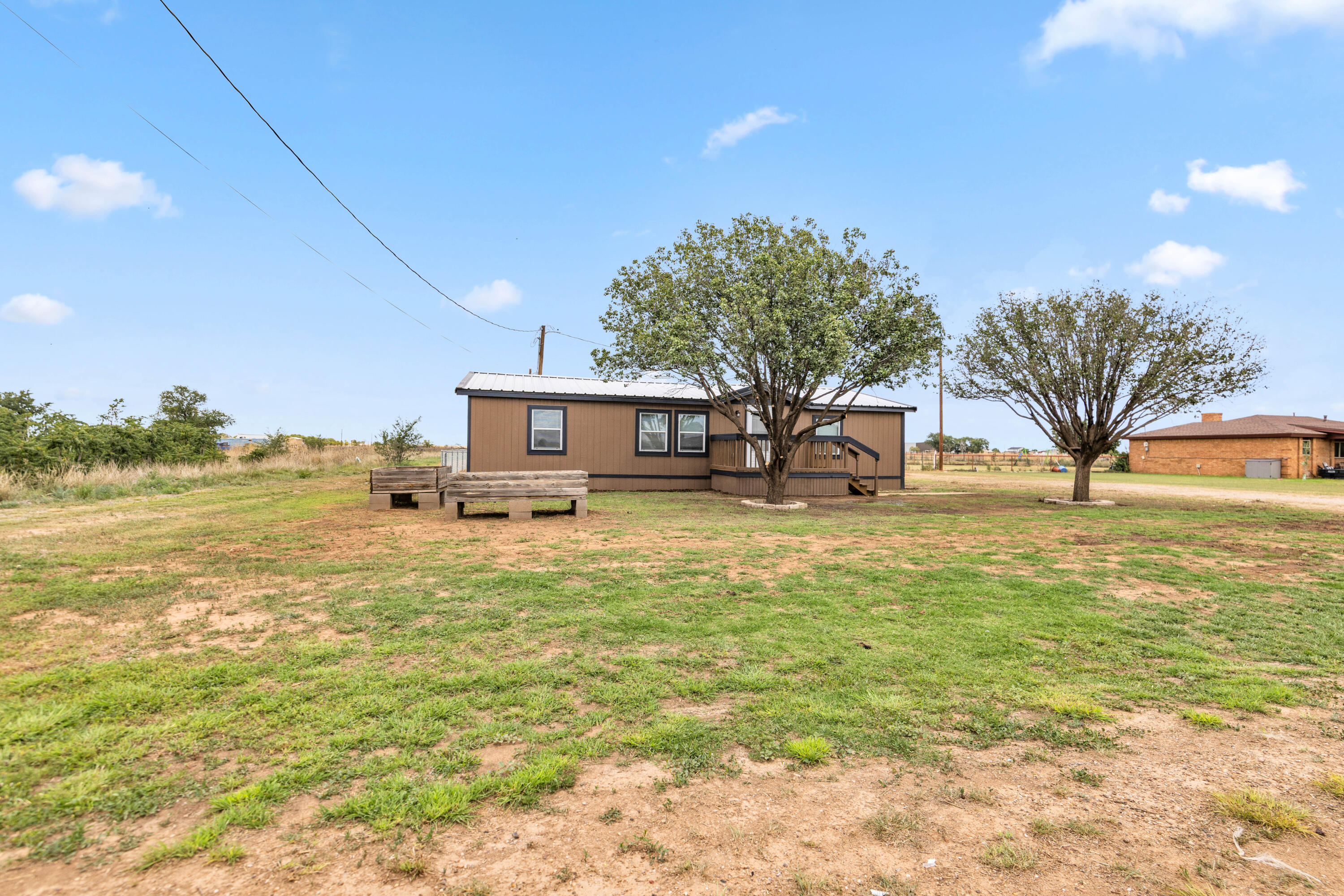 8122 County Road 5830 — photo