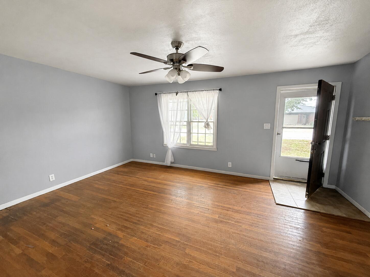 116 E 75th Street, Lubbock, TX 79404 — photo 2