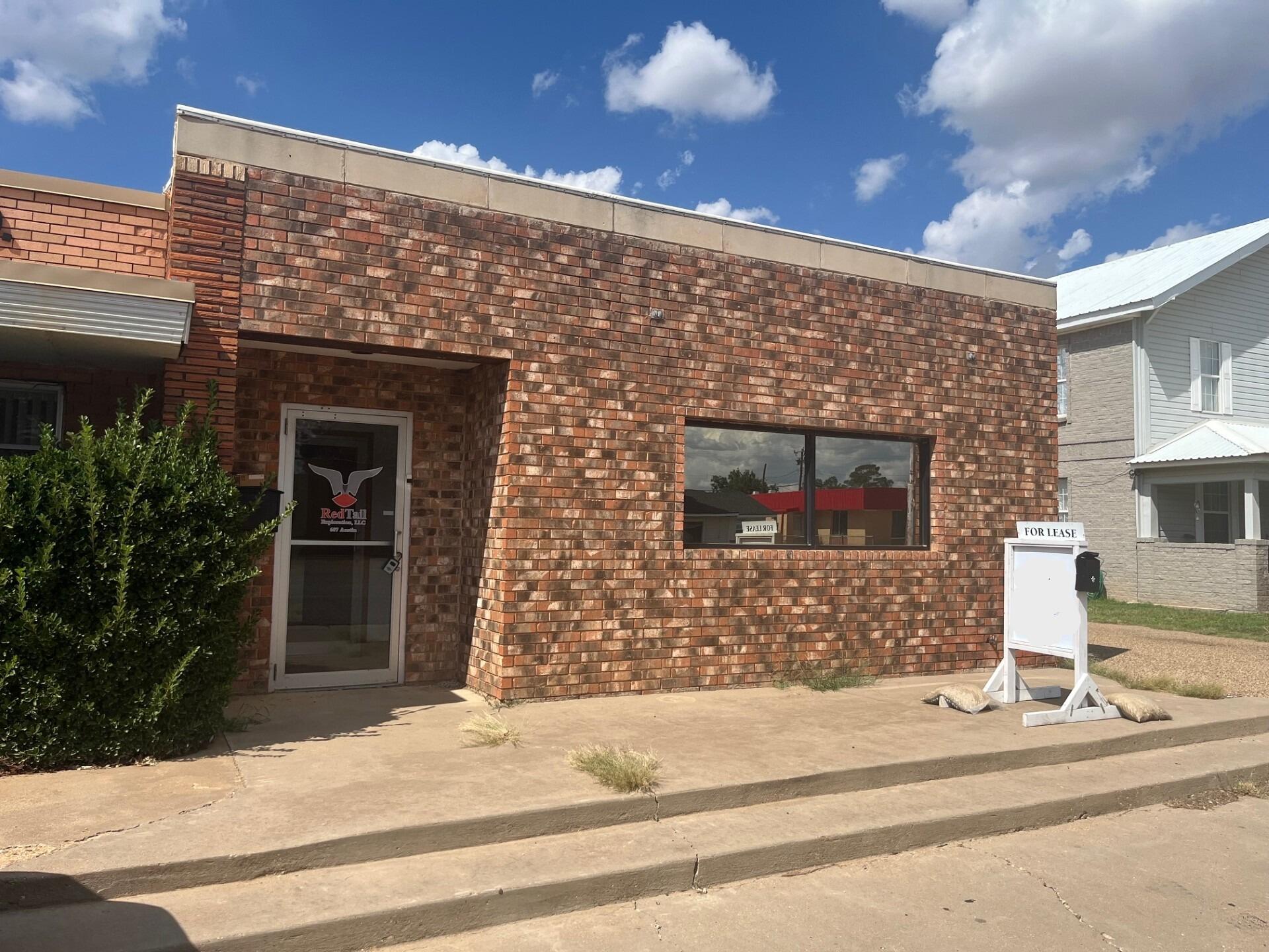 607 Austin Street — photo