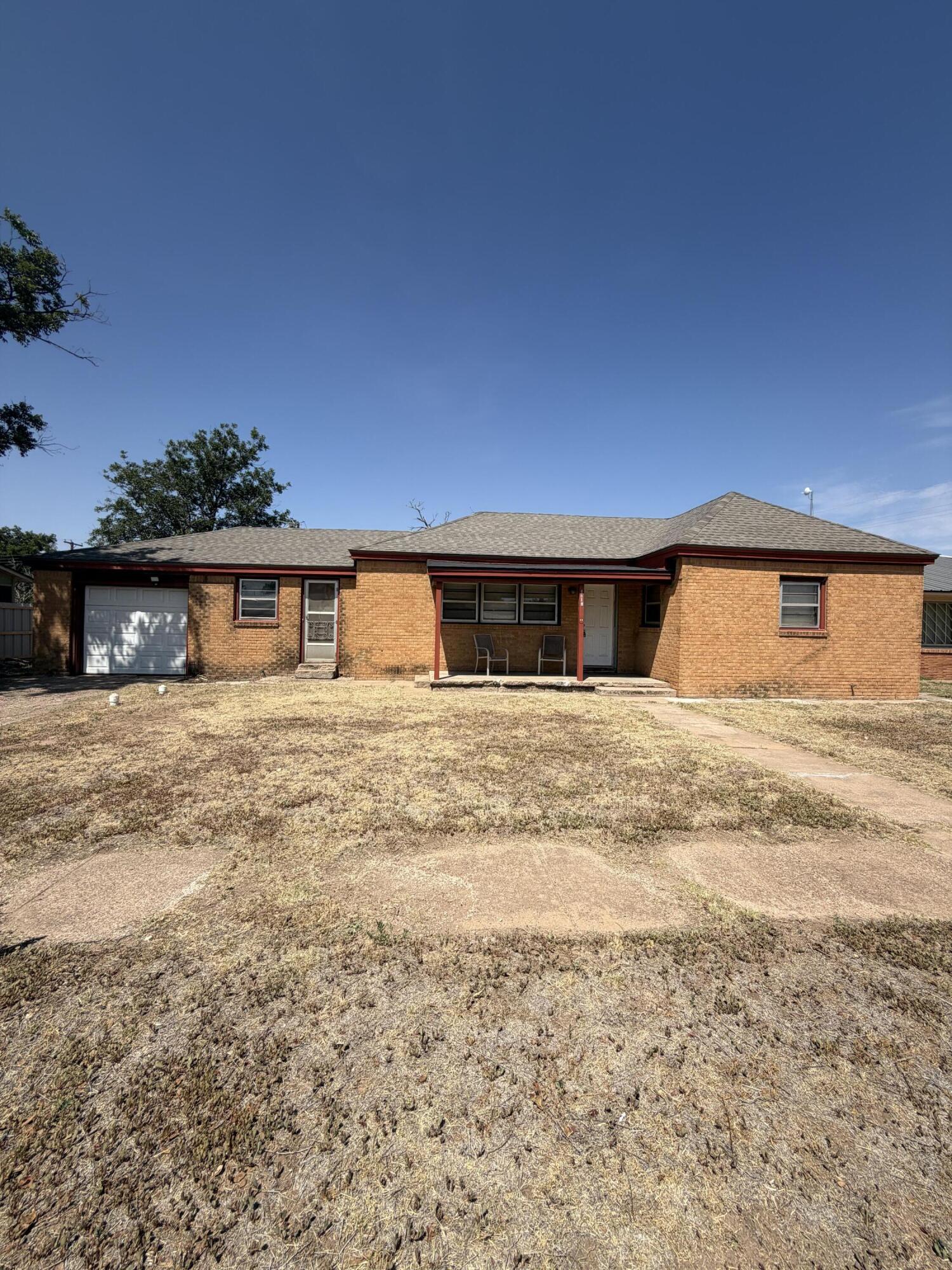 1211 Main, Ralls, TX 79357