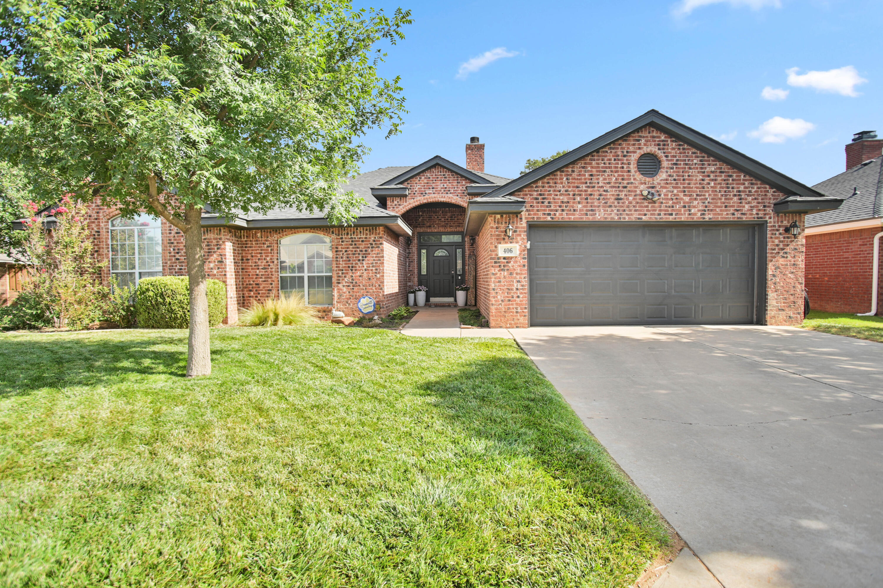 406 Longhorn Street — photo