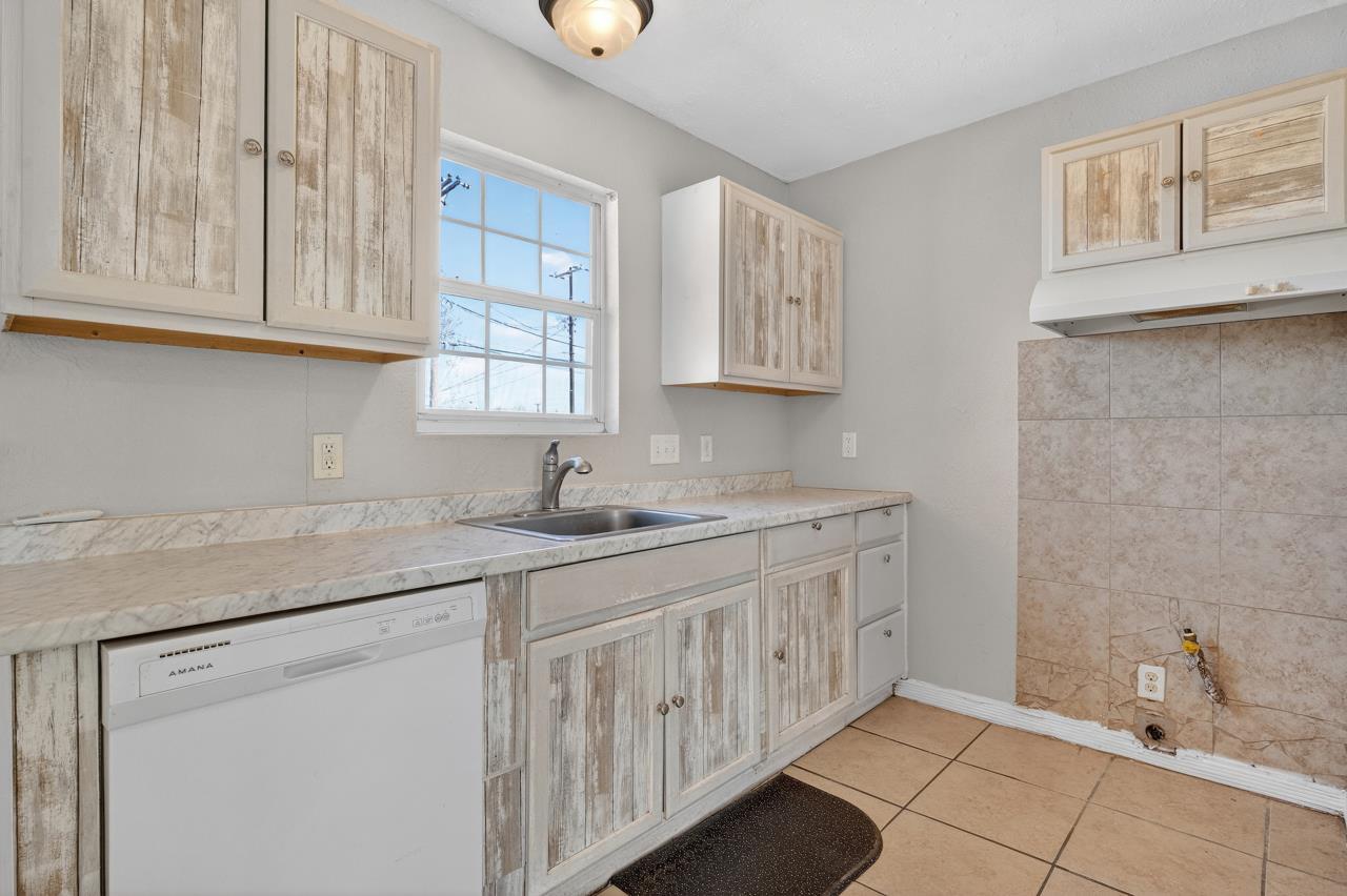 3423 E Baylor Street, Lubbock, TX 79403 — photo 2
