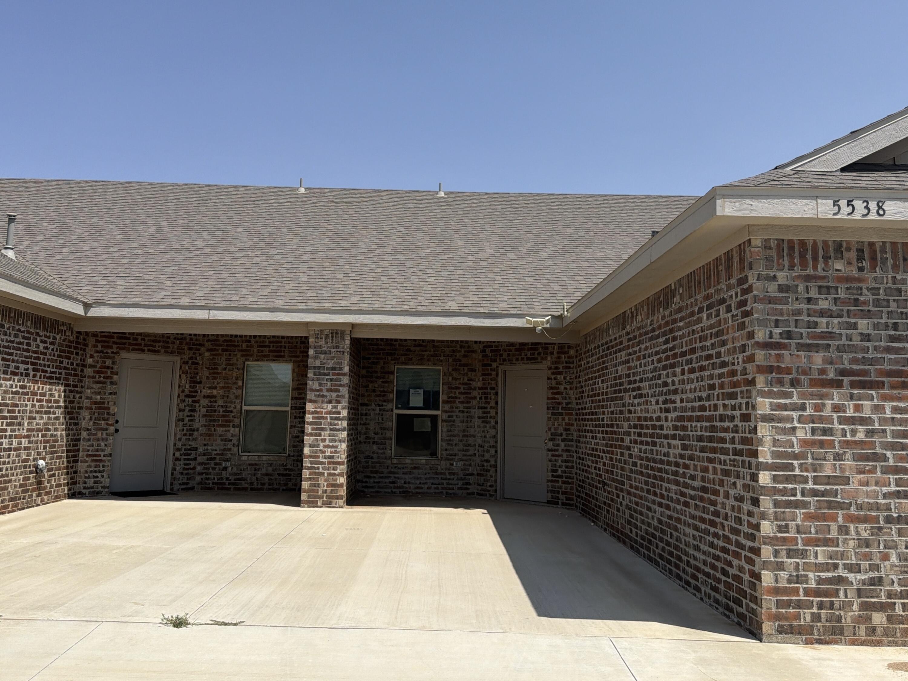 5538 Kemper Street — photo
