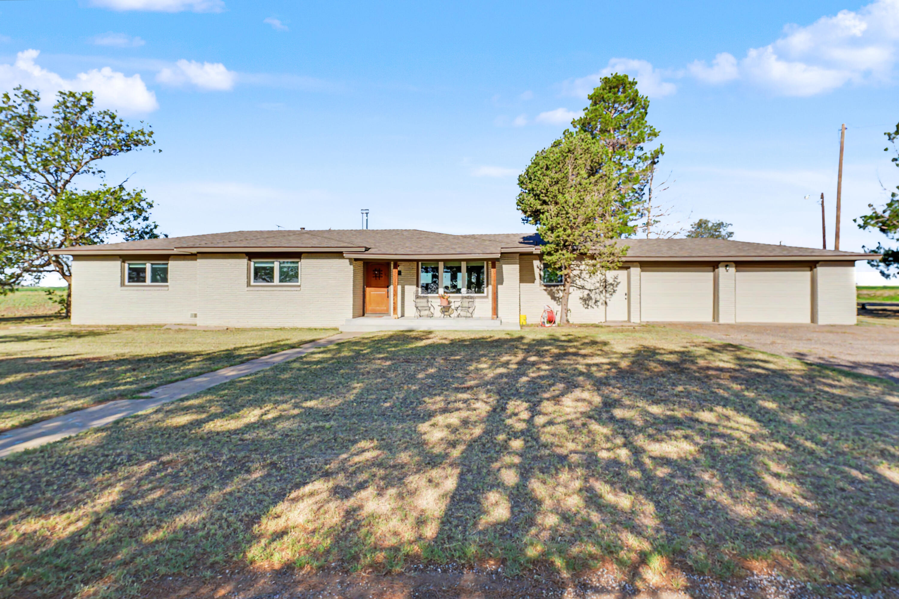 14915 N Farm To Market 400 — photo