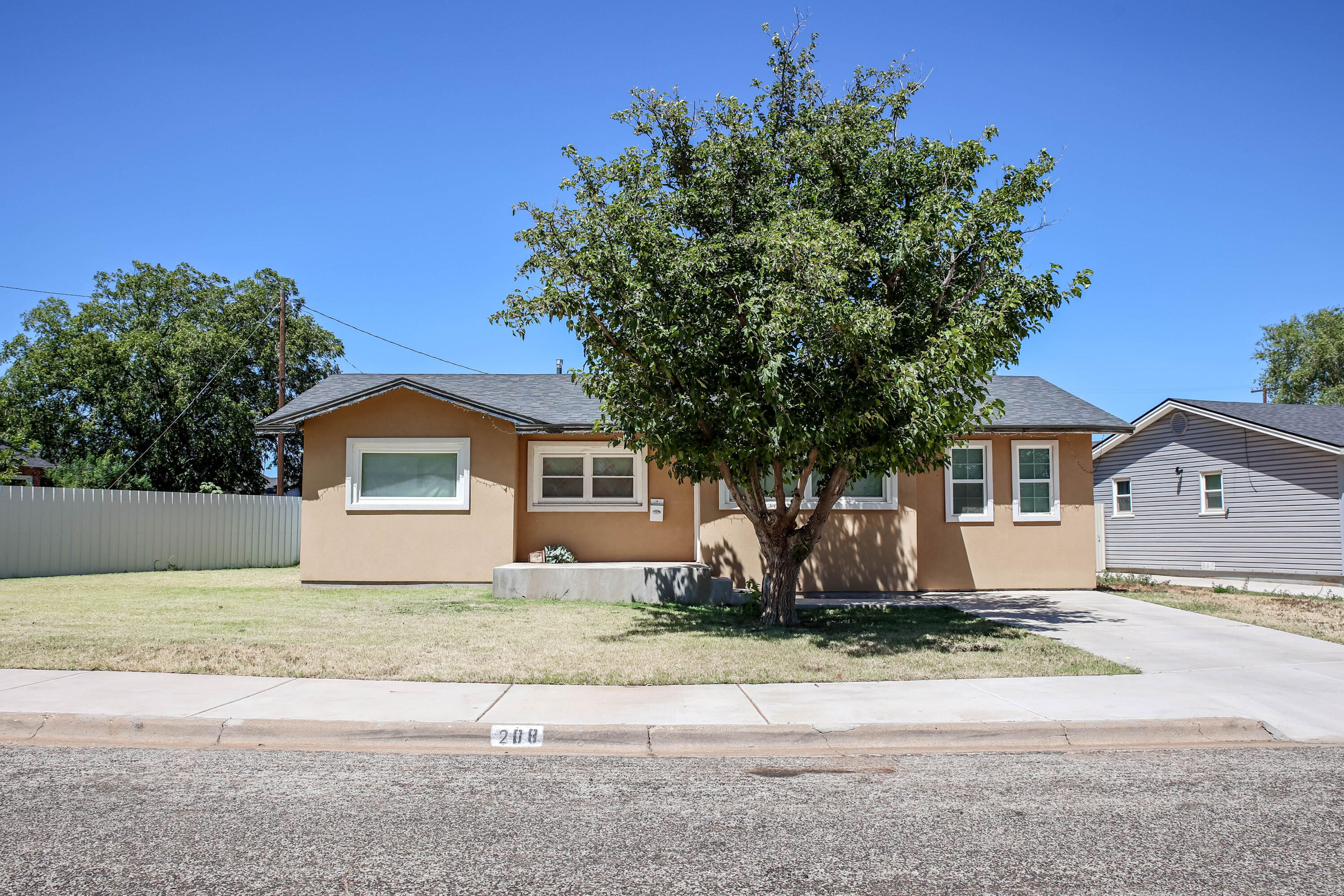 208 Flint Drive — photo
