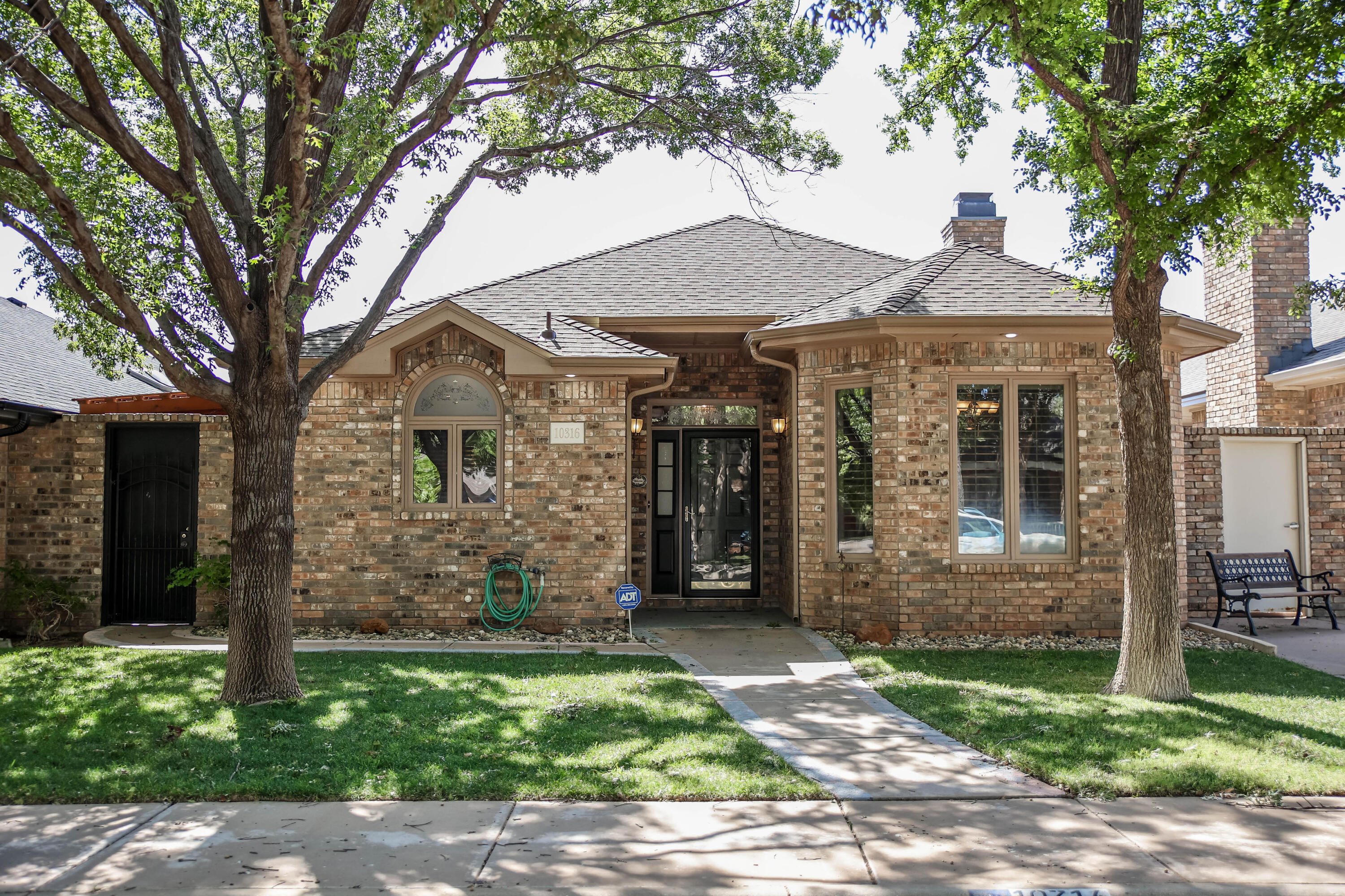 10316 Knoxville Place — photo